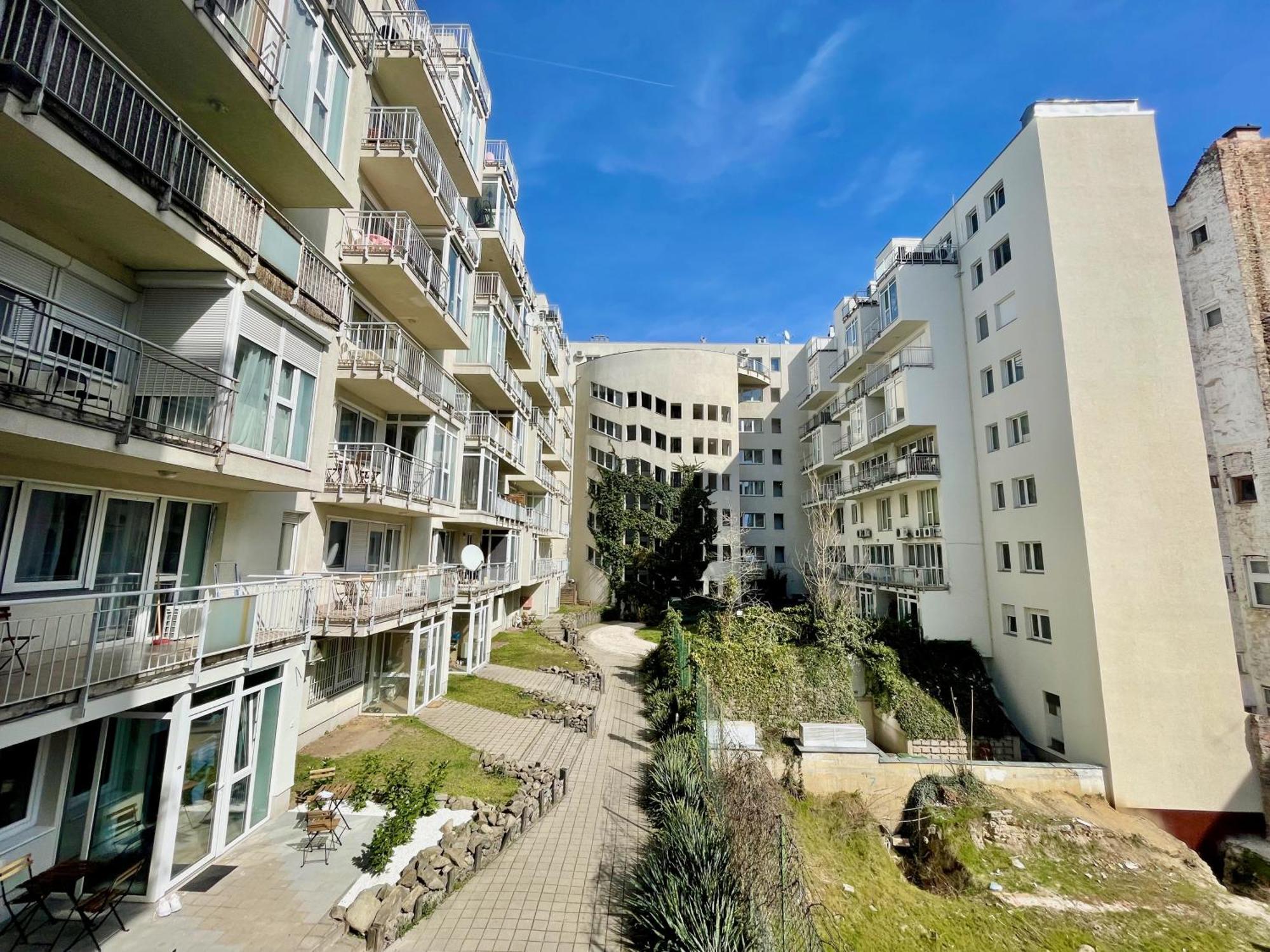 #klauzal11#design #2bdrm #freeparking * Budapest