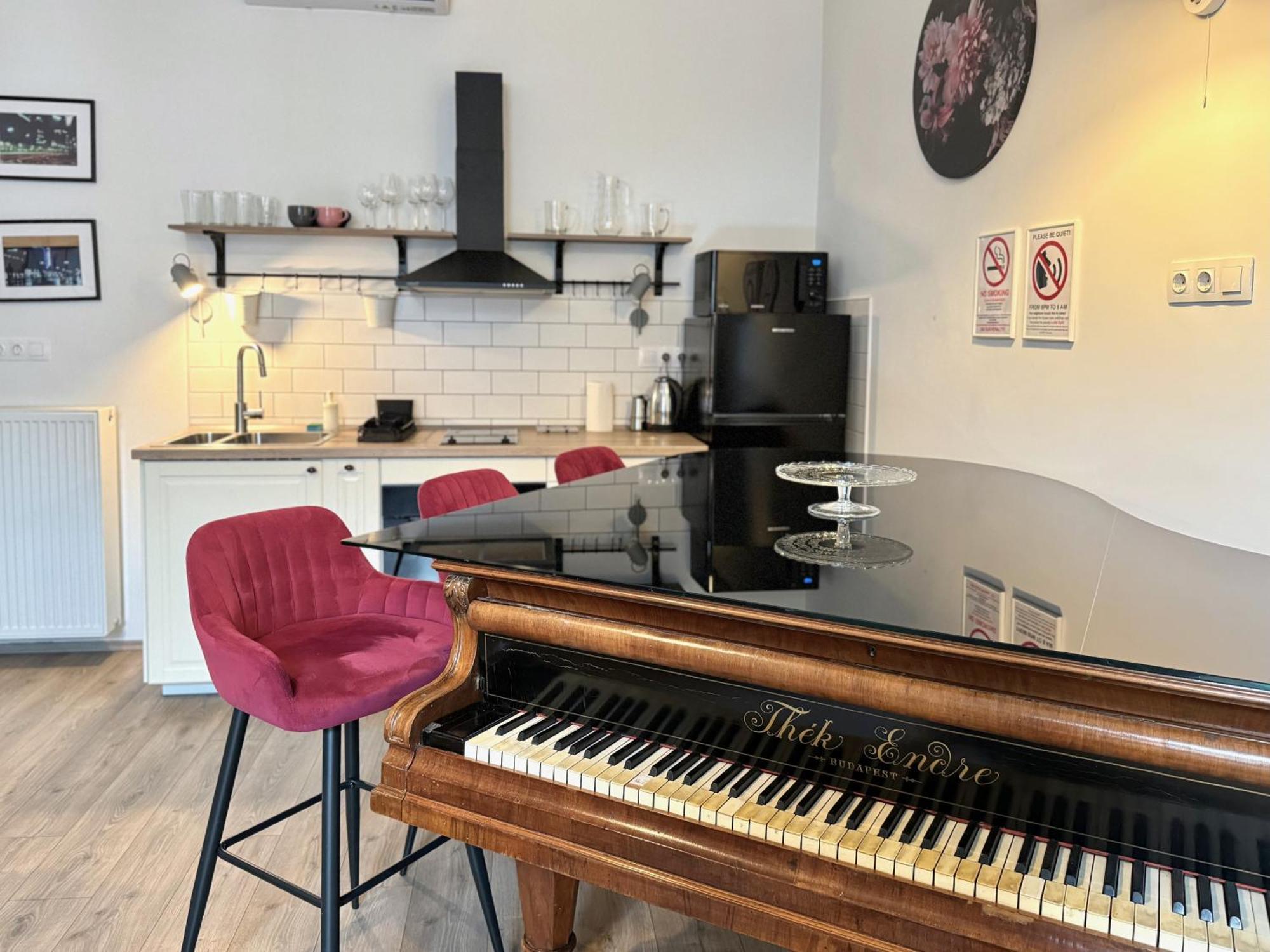 By Hi5 Apartments- Erzsebet 44 Budapest
