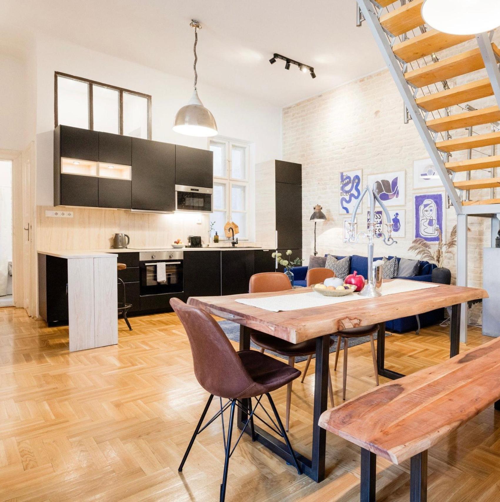 Historic Penthouse With Sauna & Jacuzzi @downtown Lägenhet Budapest
