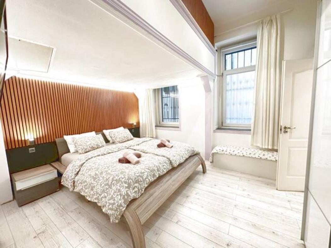 Center Perfect Location Apartment