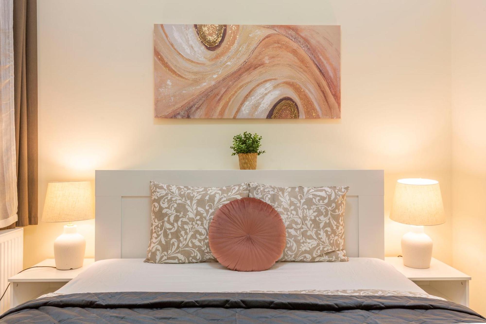 Spacious Bajcsy In The Heart Of