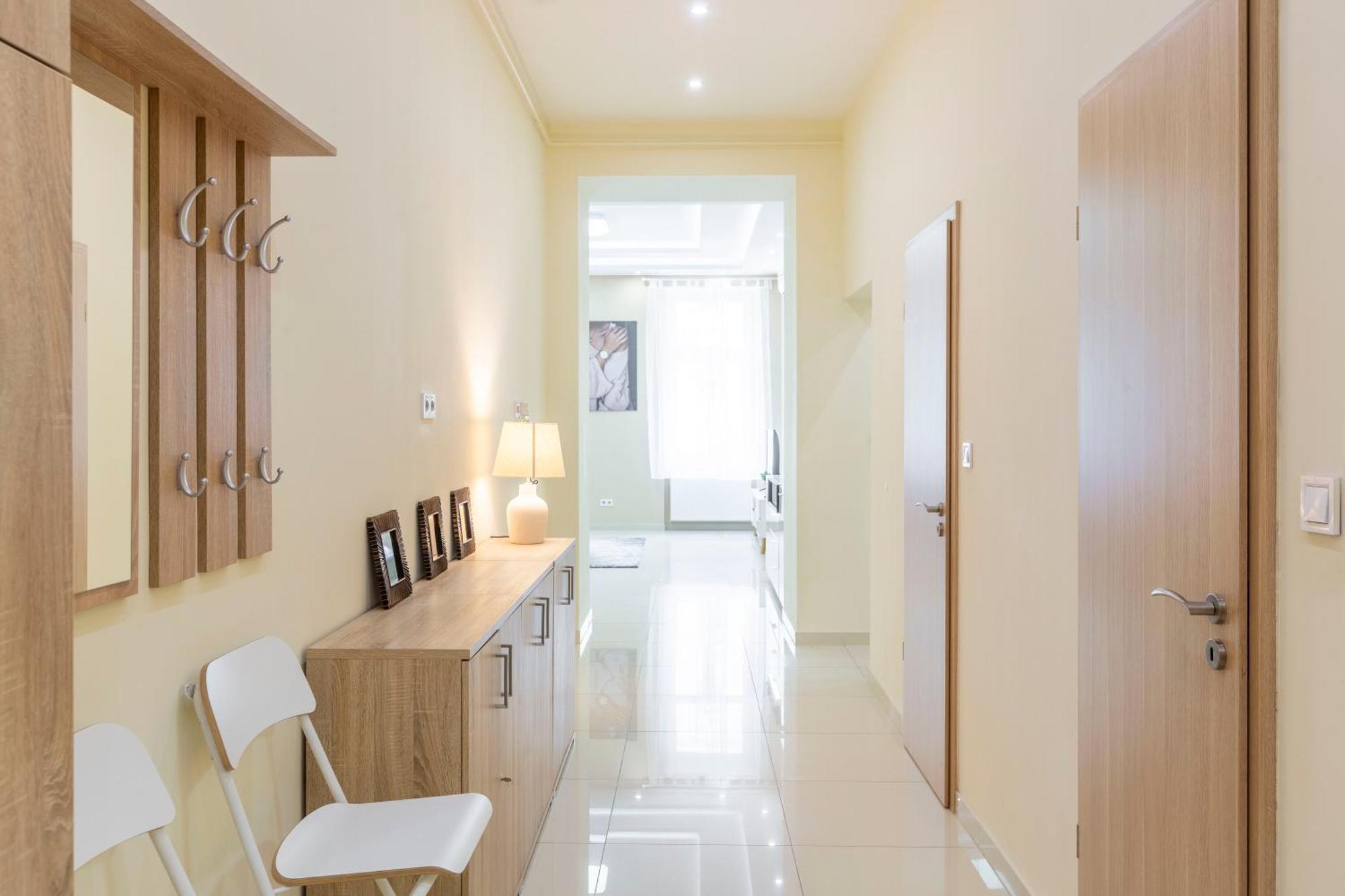 Spacious Bajcsy In The Heart Of Apartament