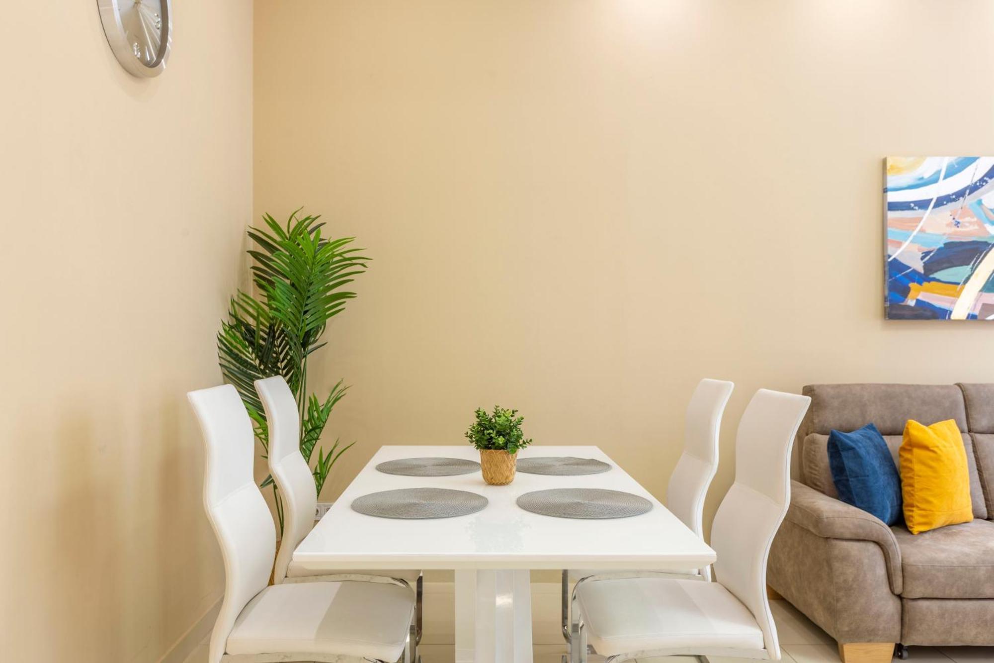 Apartamento Spacious Bajcsy In The Heart Of Budapest