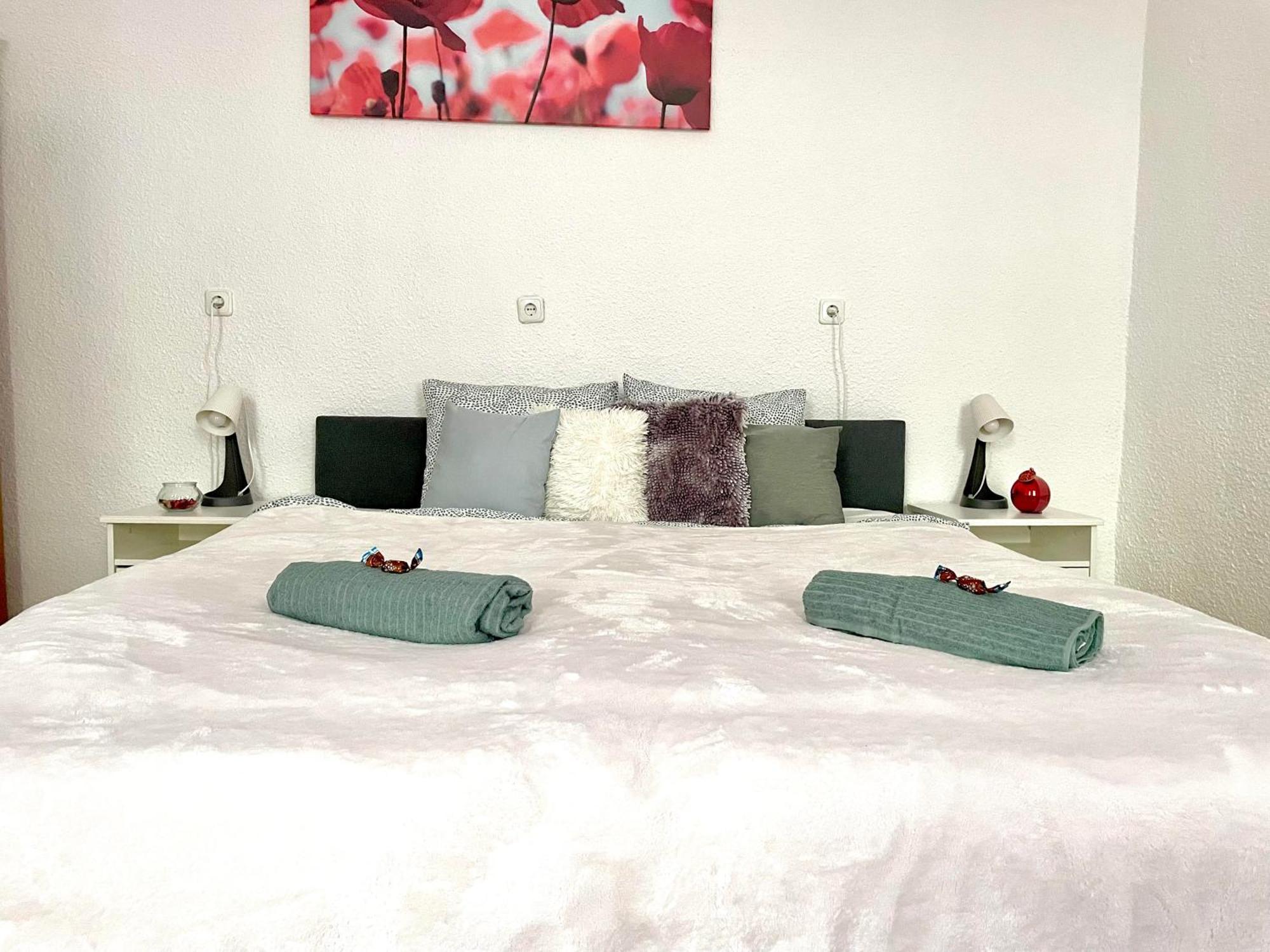 Very Warm With Big Bed Near New York Cafe * Budapešť