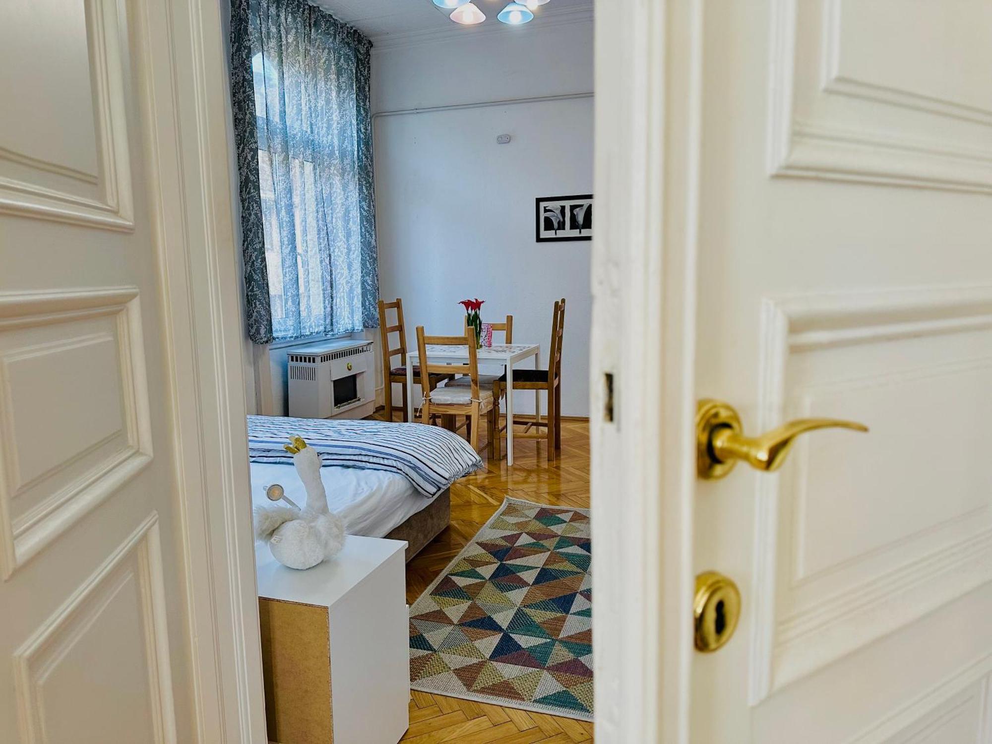 Saffron Center Panoramic Balcony Appartement