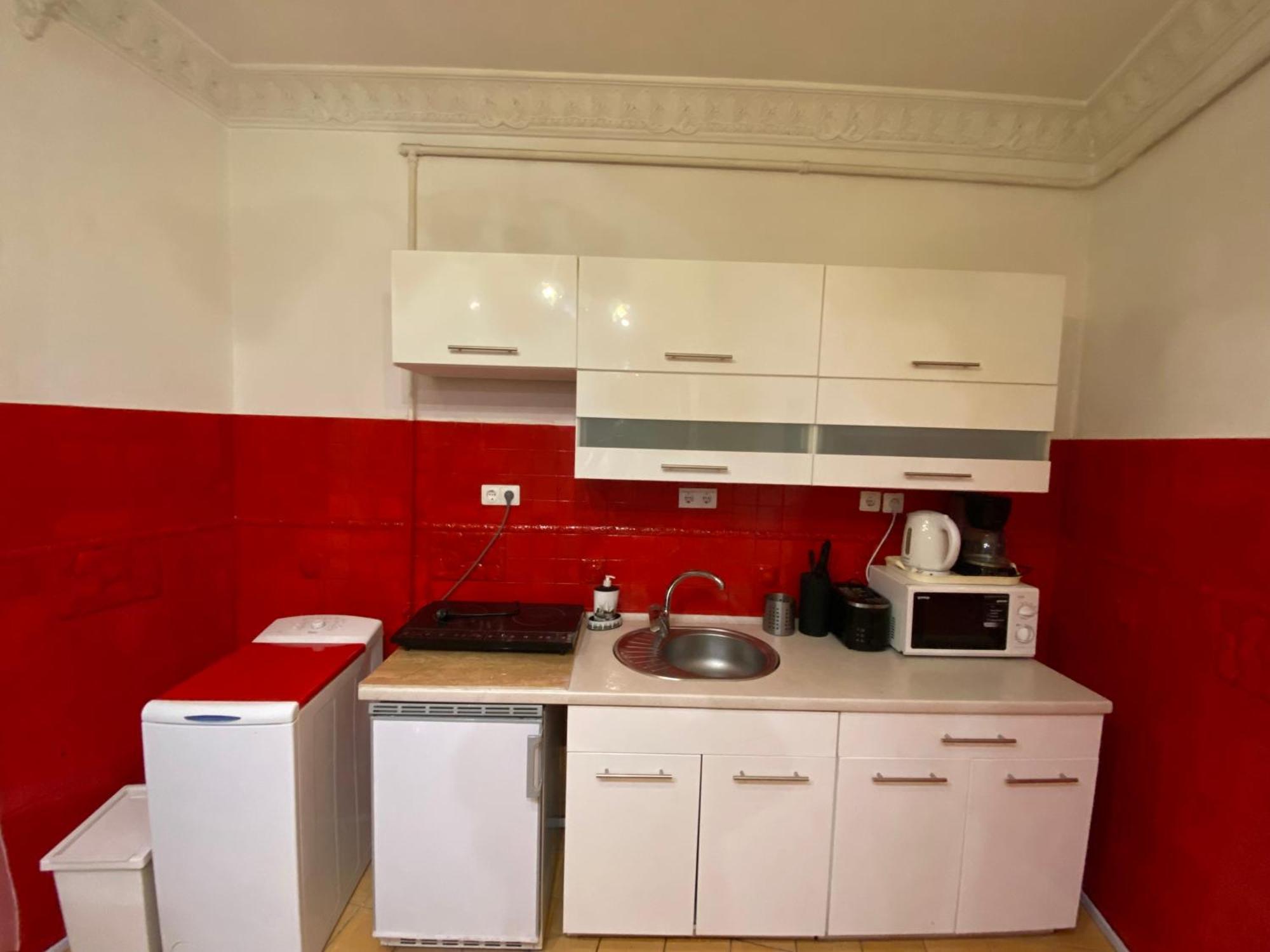 And Heart Of The Apartment Budapest