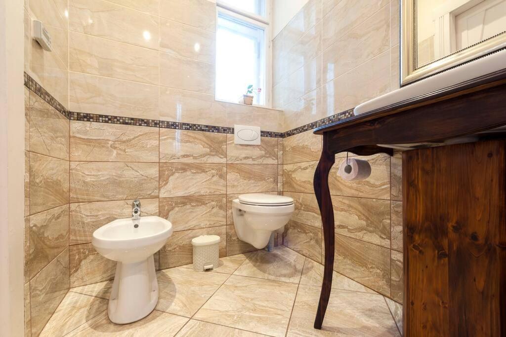 Standard By Hi5 - Rumbach - Synagogue Apartamento *