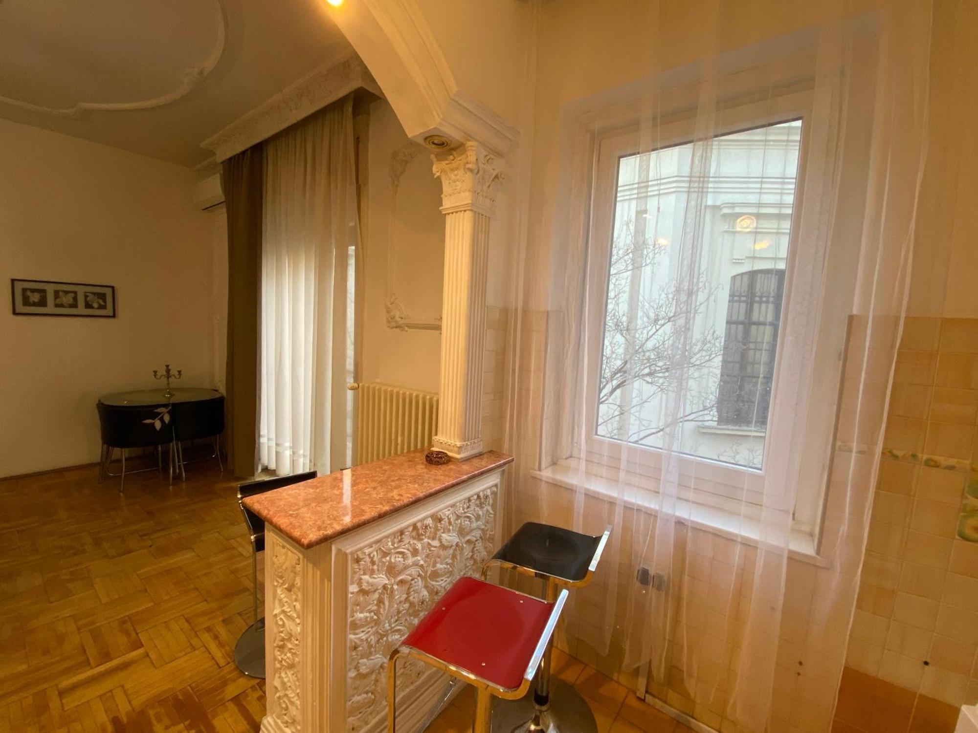Apartmán With Balcony And Ac Next To Danube