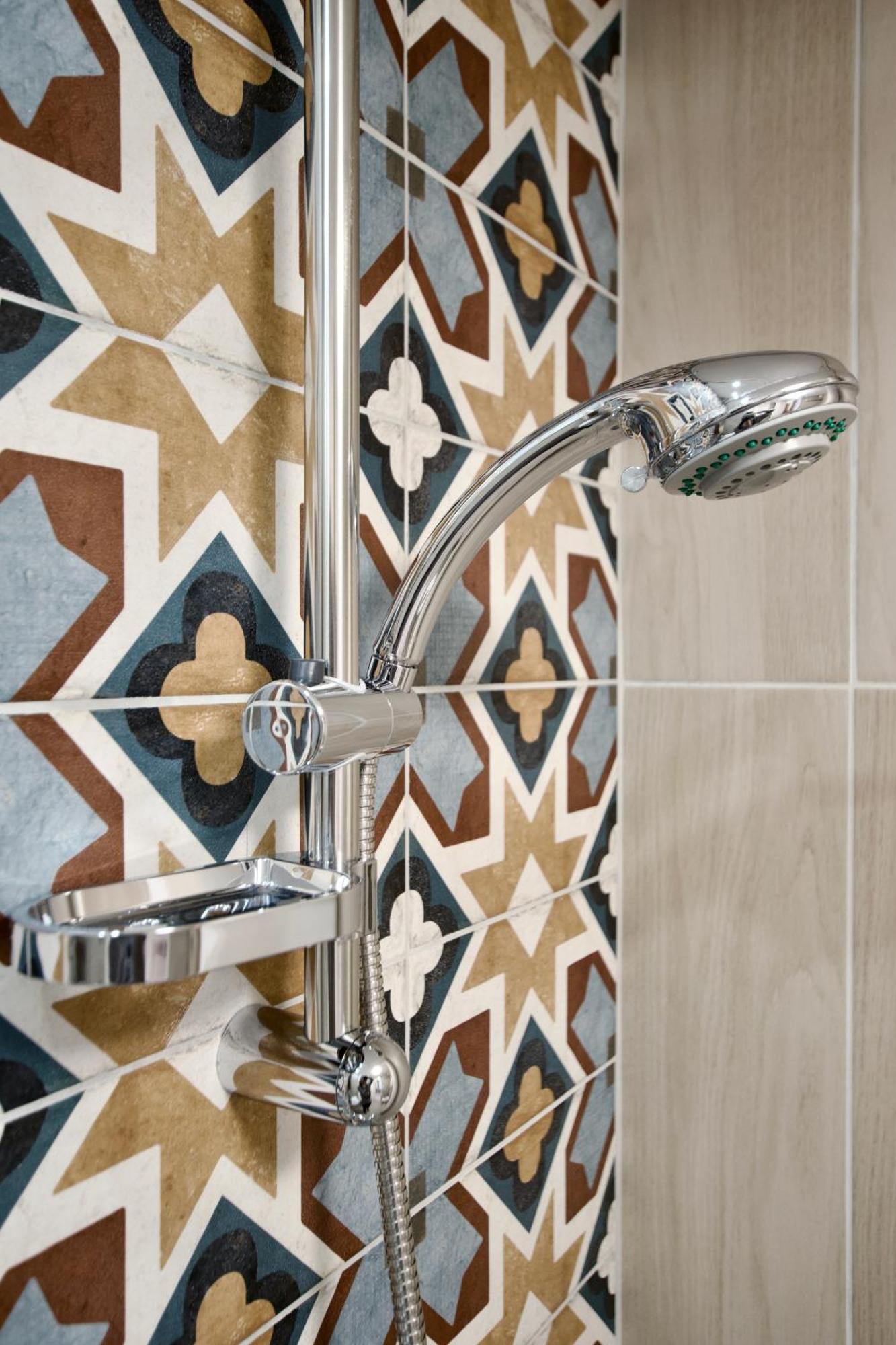Standard By Hi5- Kiraly 82 * Budapest
