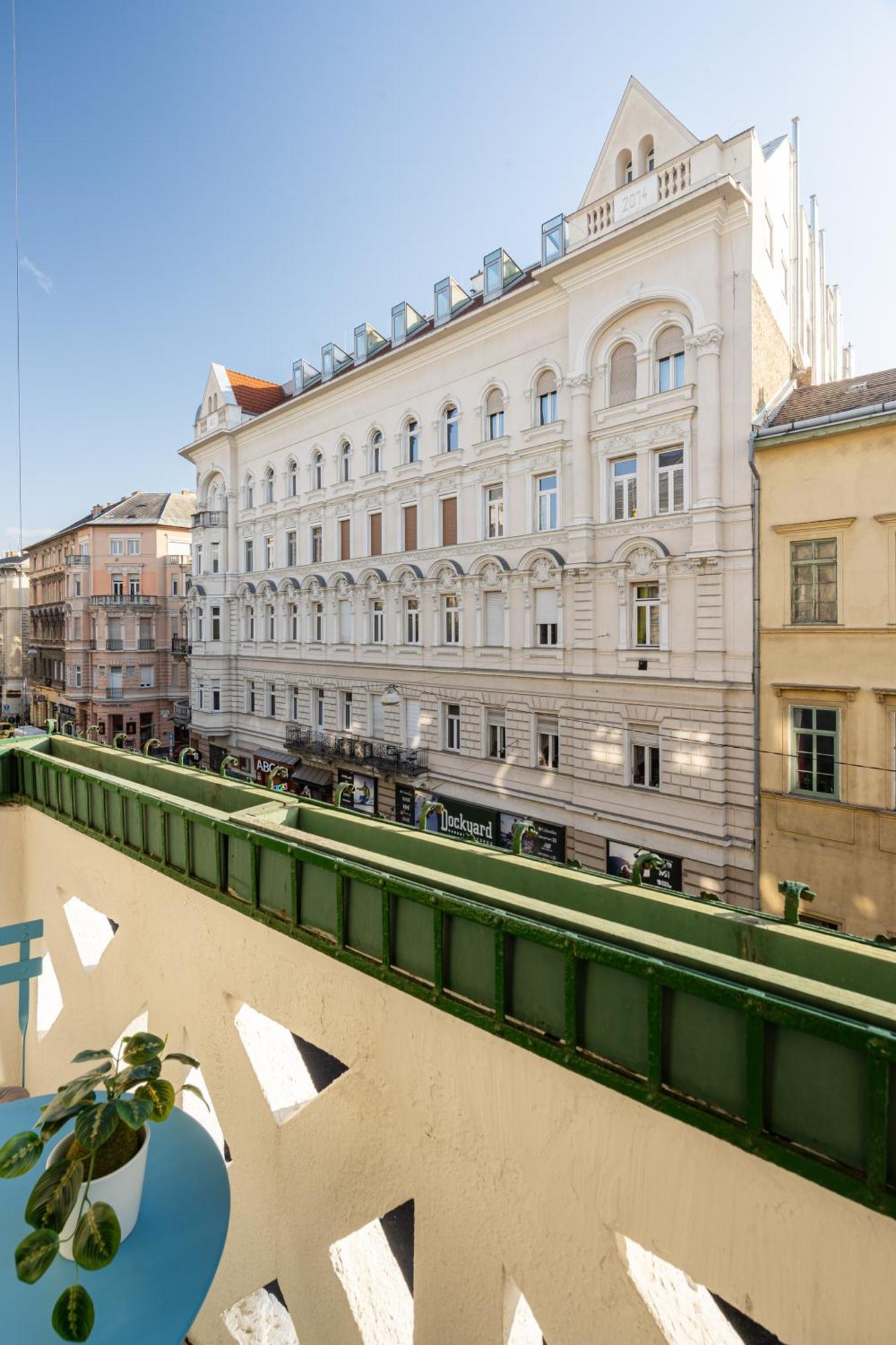 Apartamento Comfy Downtown Hideaway With Urban Touch Budapest