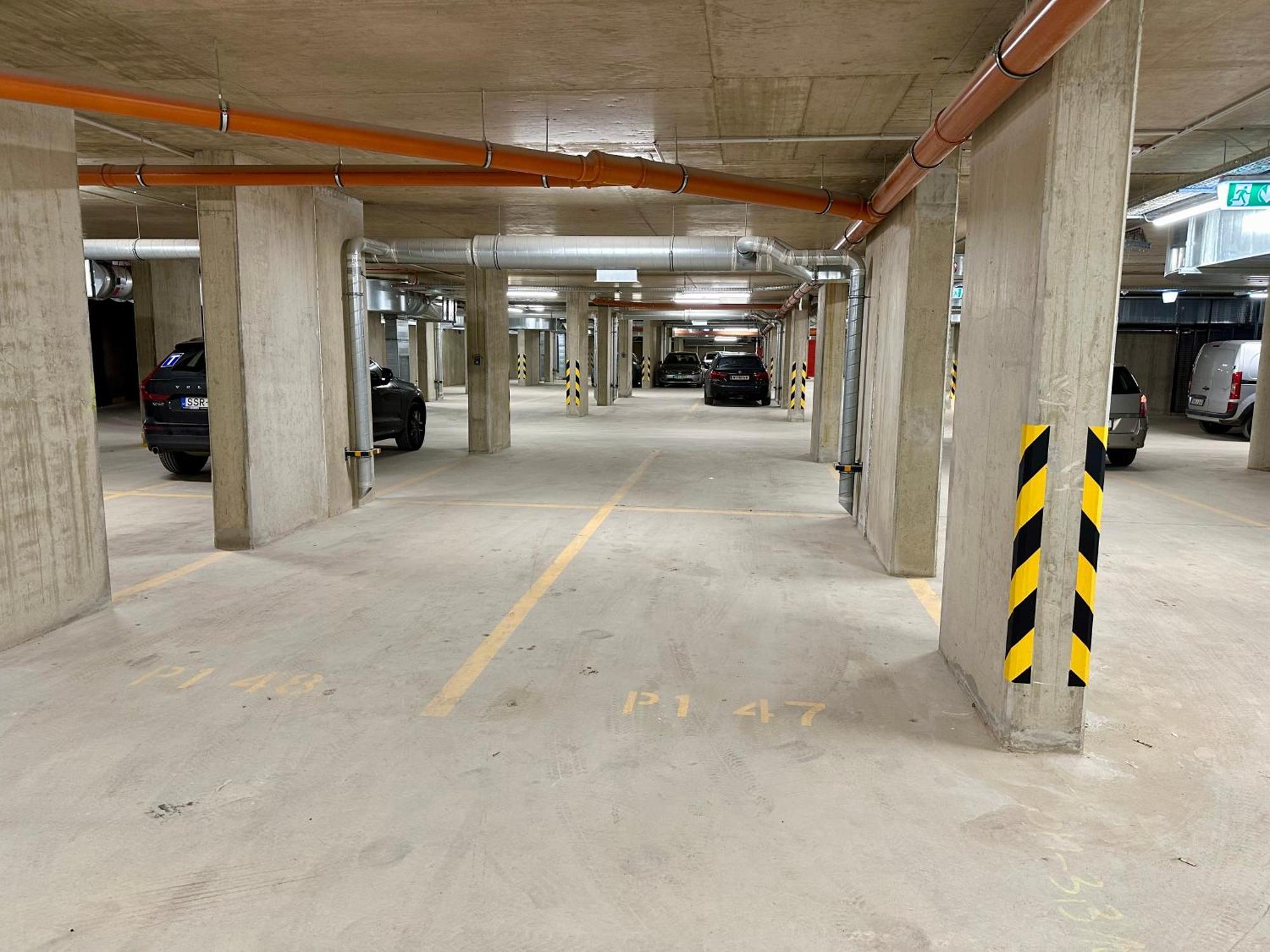 River Passage Garage/ac/balcony * Budapest