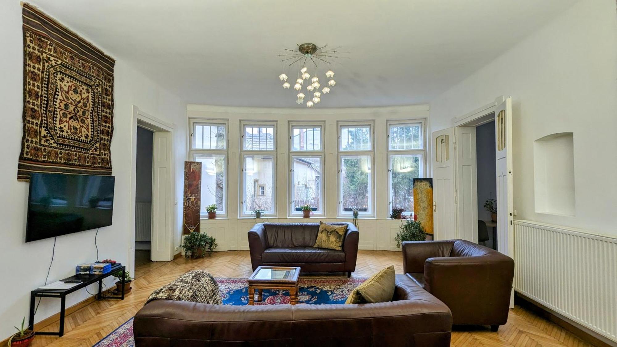 Magyaros-szecesszios Appartement