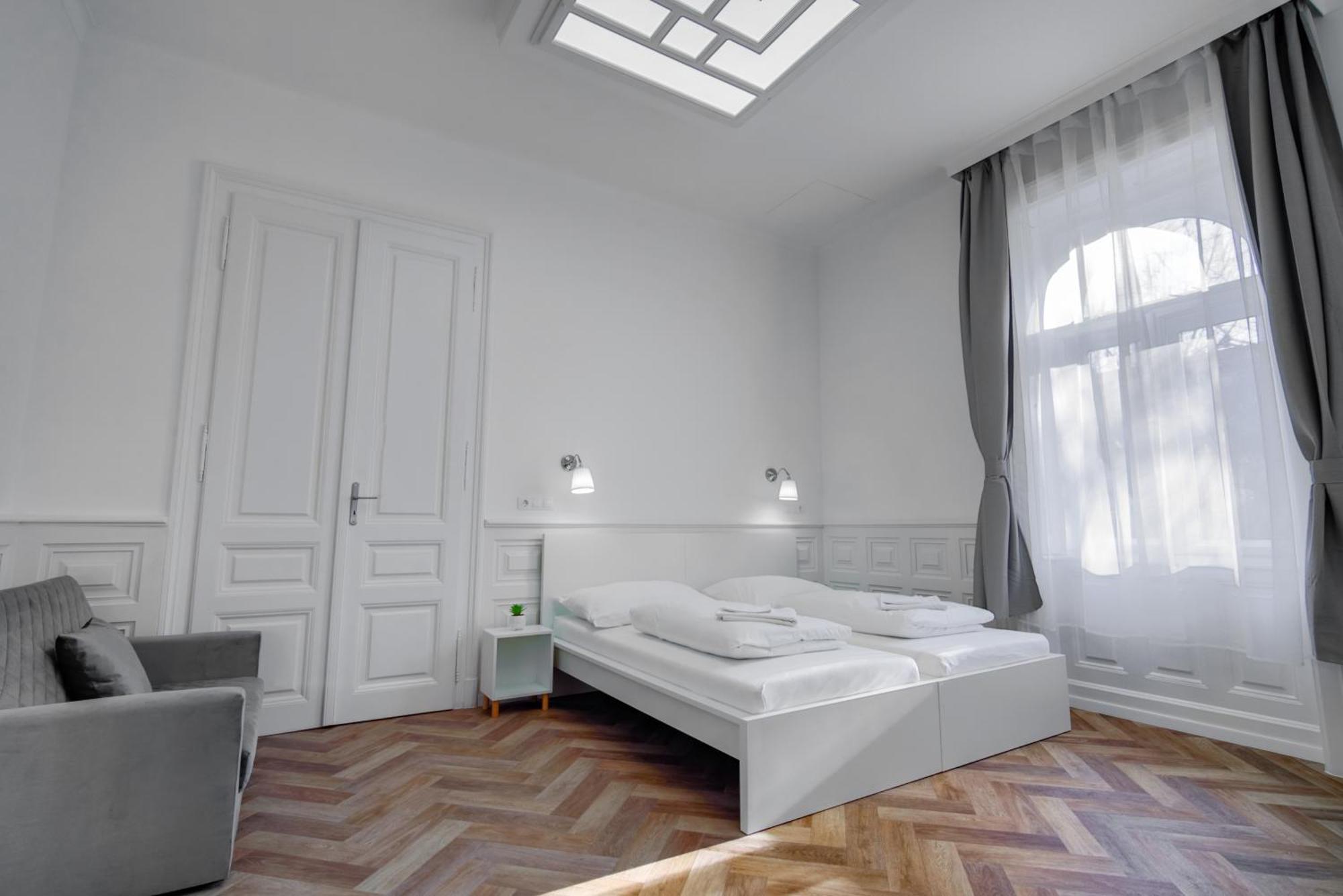Toni 3* Budapest
