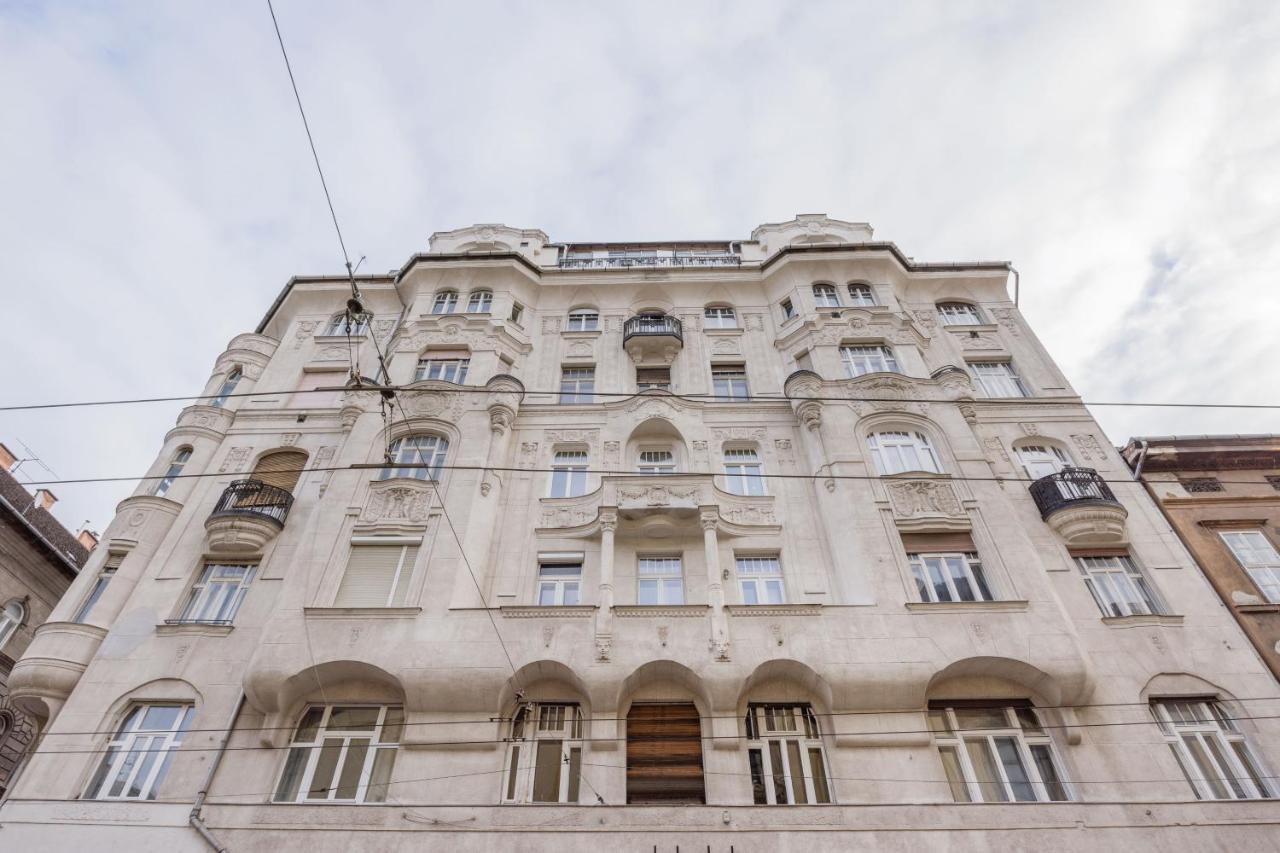 Lejlighed Amazing View Designer With Sauna And Jacuzzi 3 Min To Opera House Budapest