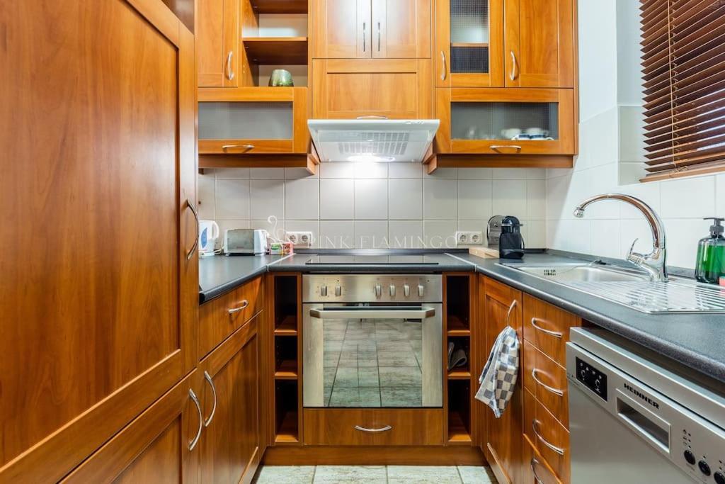 Apartamento Pink Flamingo : Leo Lane Getaway Budapest
