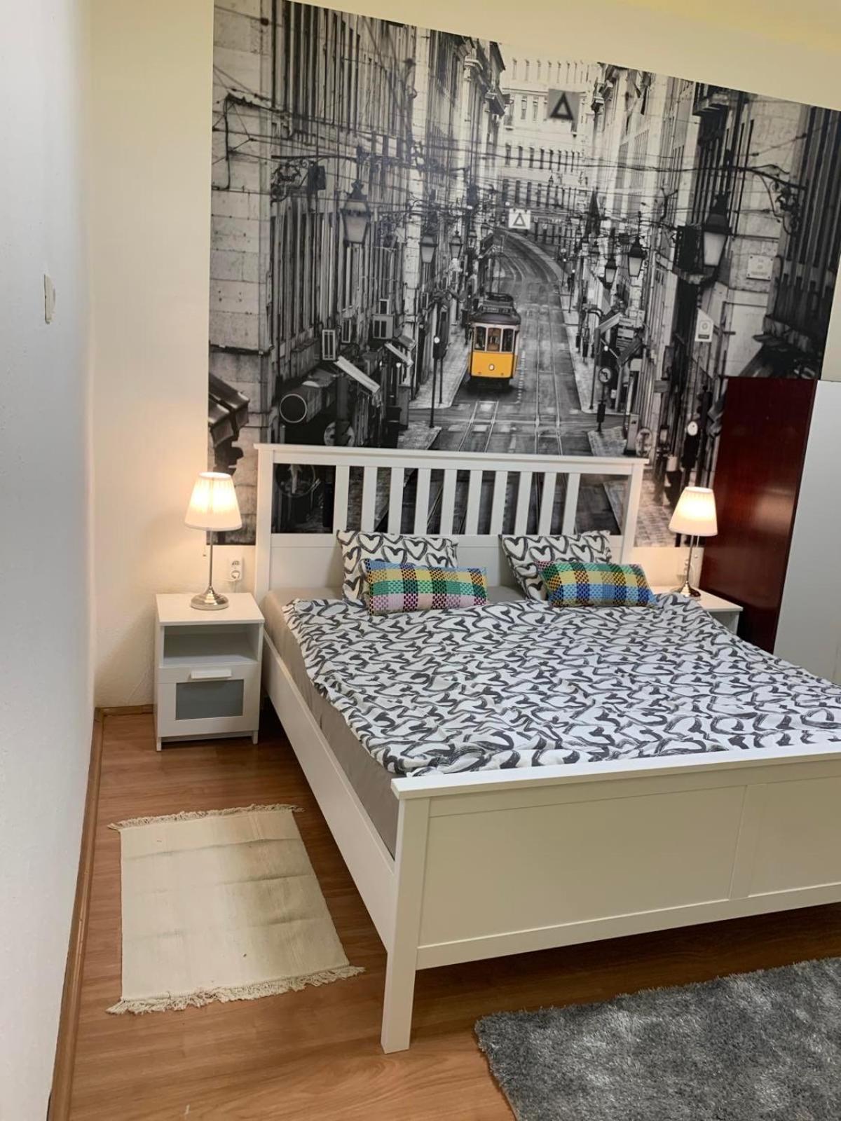 Cozy & Quiet Retro Style Budapest
