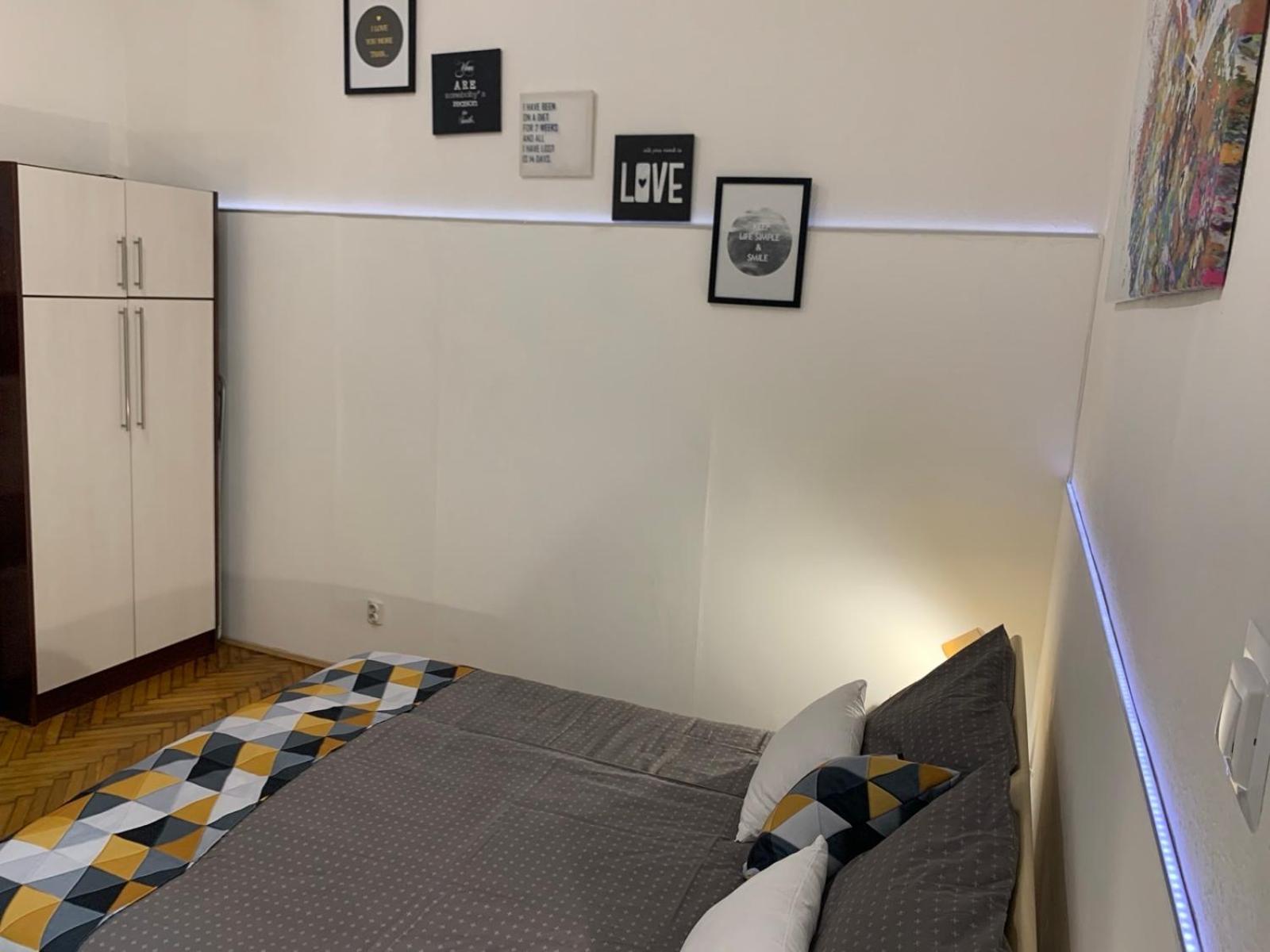 Cozy & Quiet Retro Style * Budapest