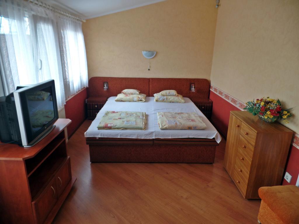 Bpm-apartment Life Appartamento Budapest