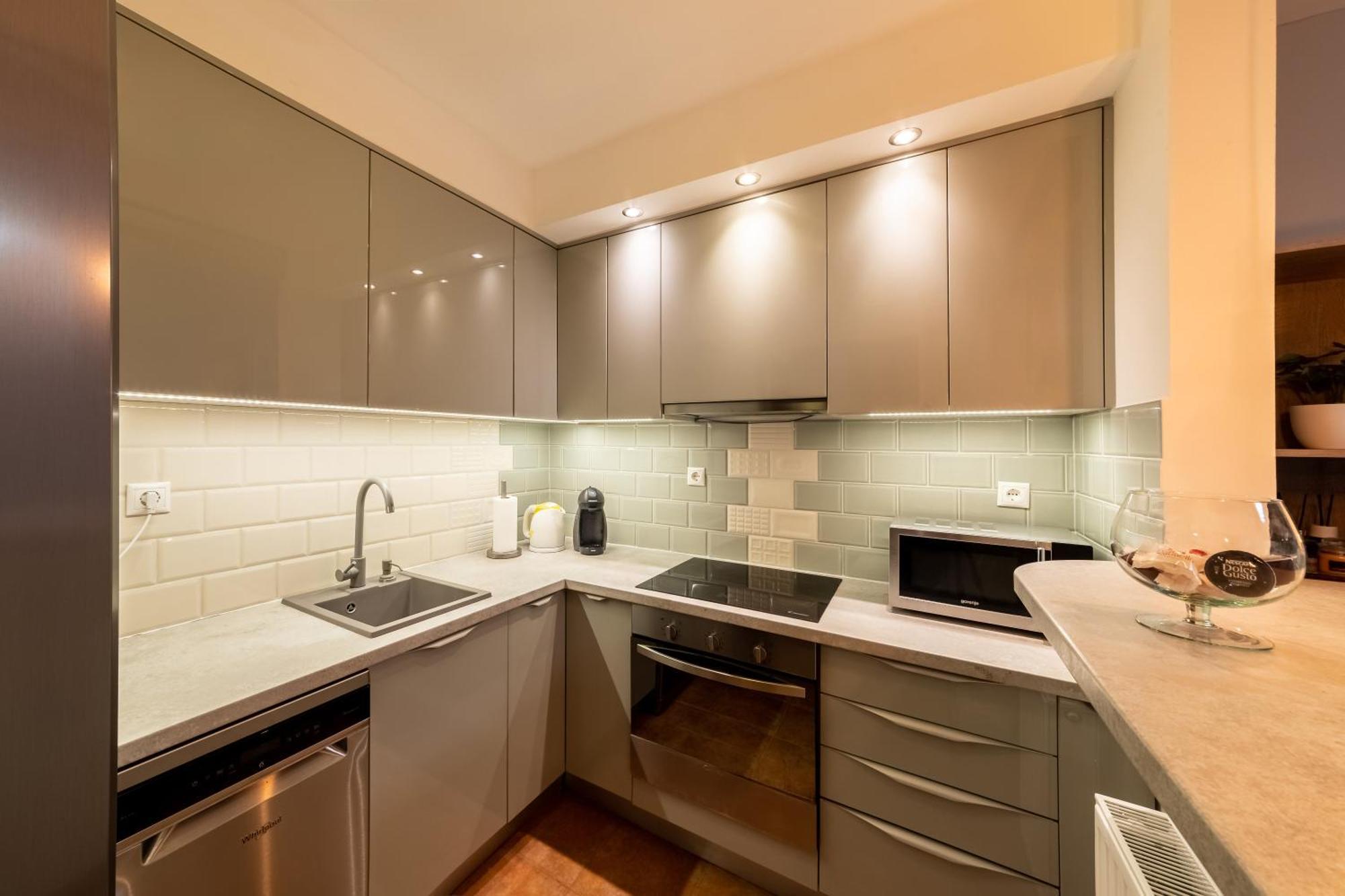 Appartamento Center Budget Inside Free Parking Self Check-in Free Streaming Ac Balcony *