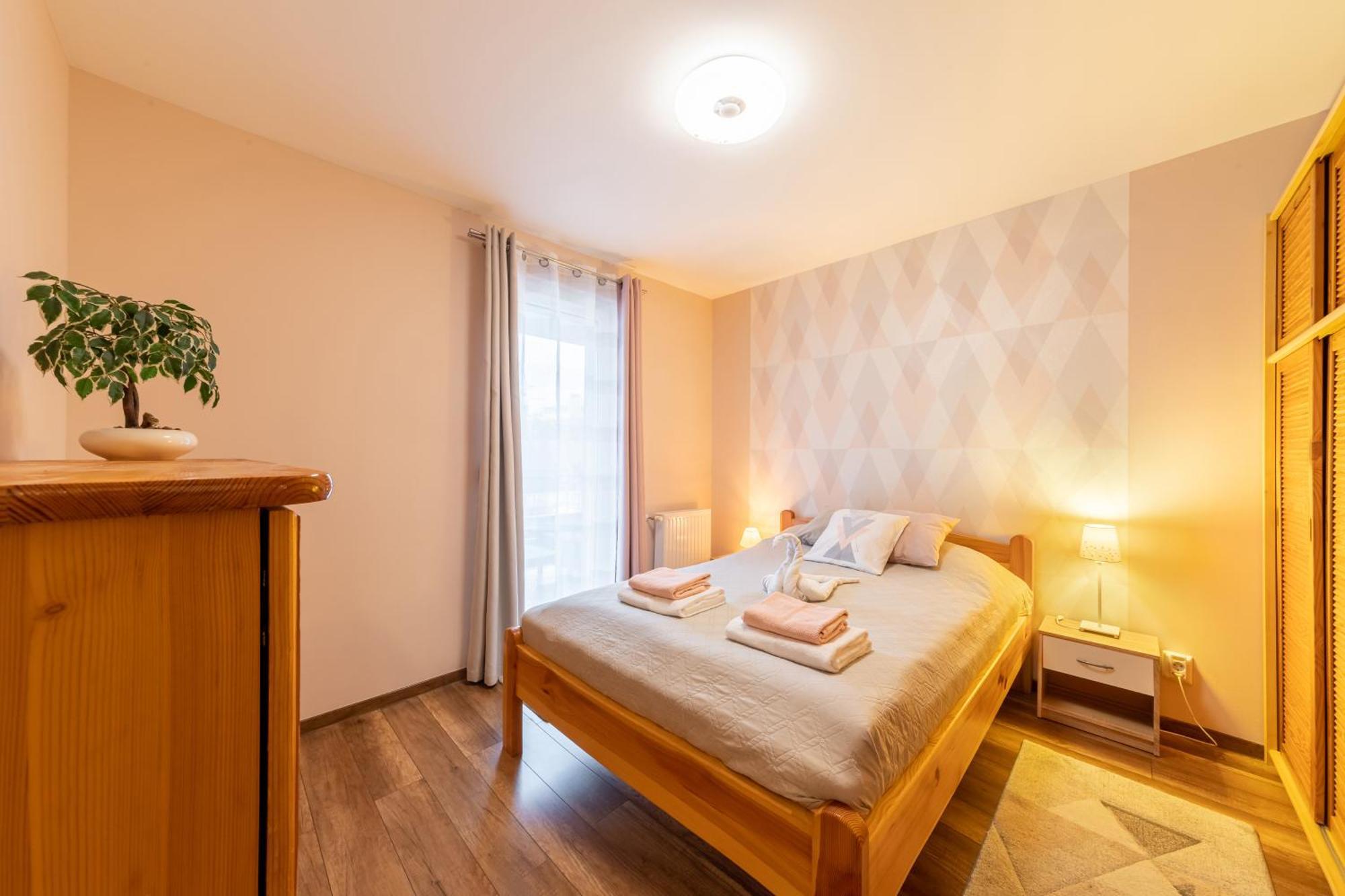 Center Budget Inside Free Parking Self Check-in Free Streaming Ac Balcony Appartamento Budapest