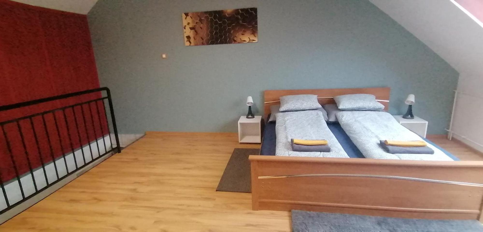 R Apartment *