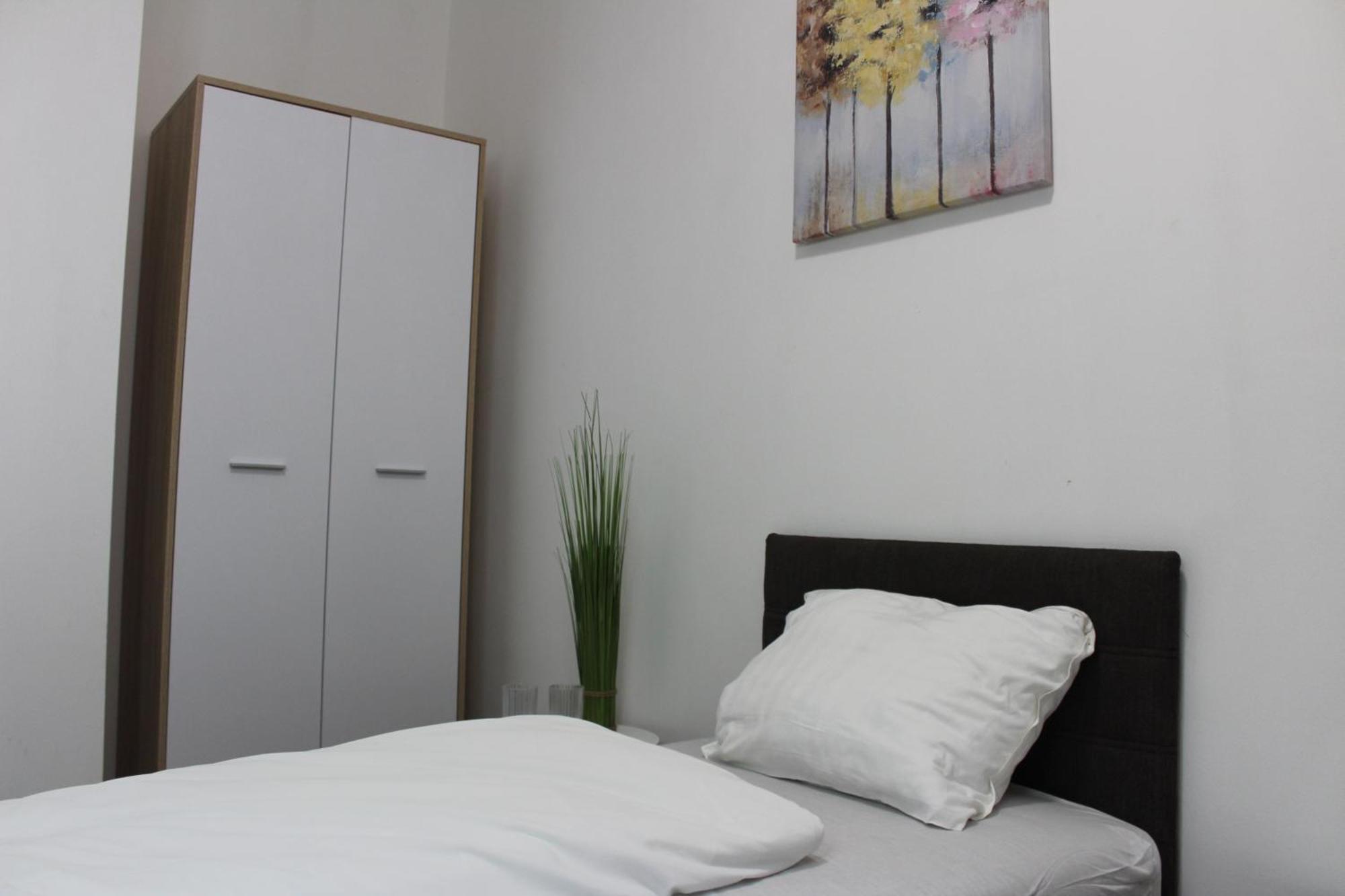 Wow Hostal *
