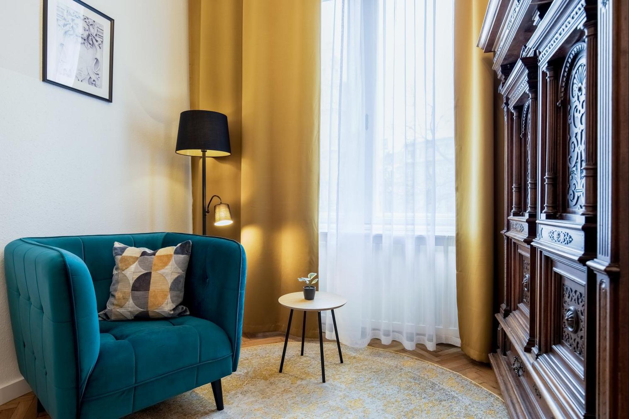 Maverick Apartahotel 4*