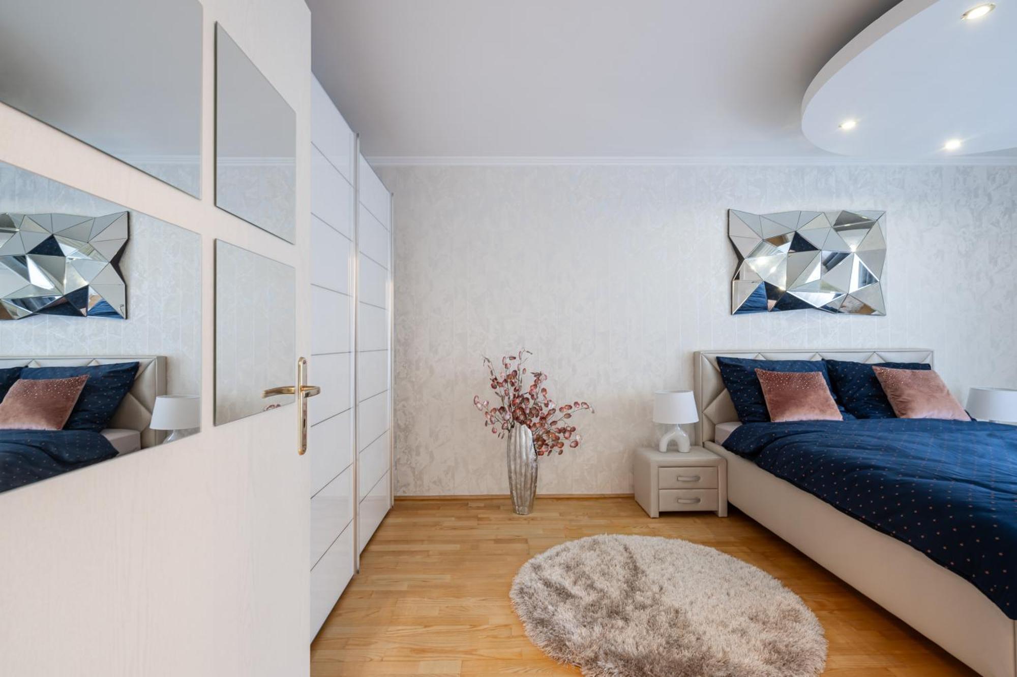 Beautiful Three Bedrooms With Free Parking Close To The Danube Coast Apartment Budapest