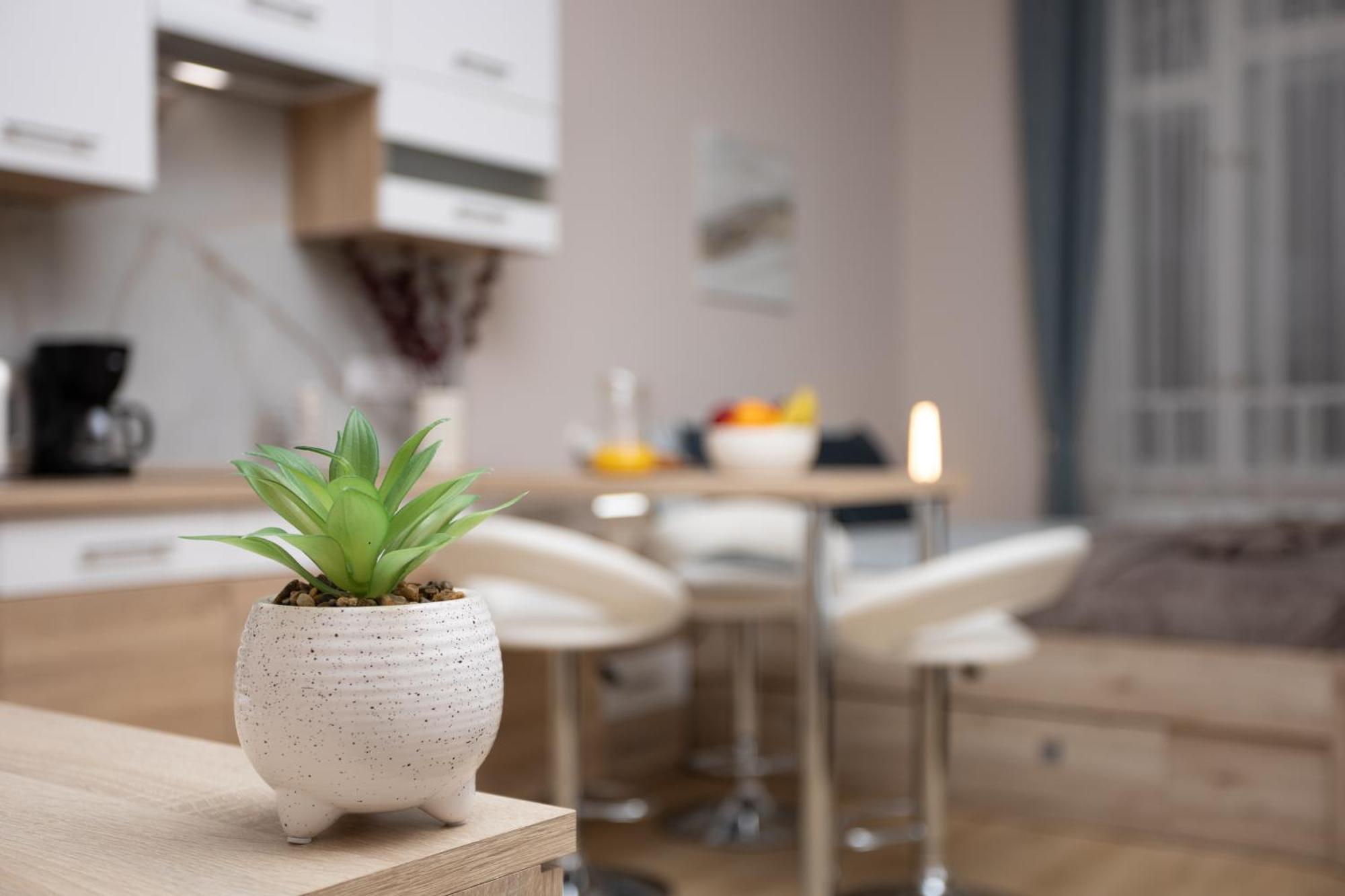 Goodwind Apartment