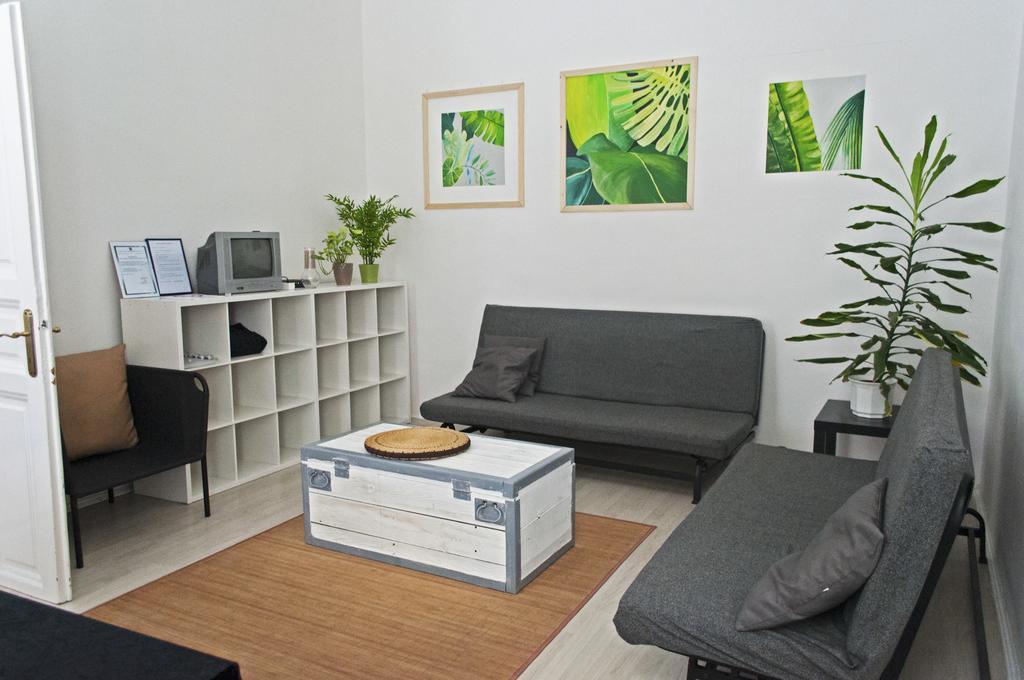 Economy Apartments Apartment
