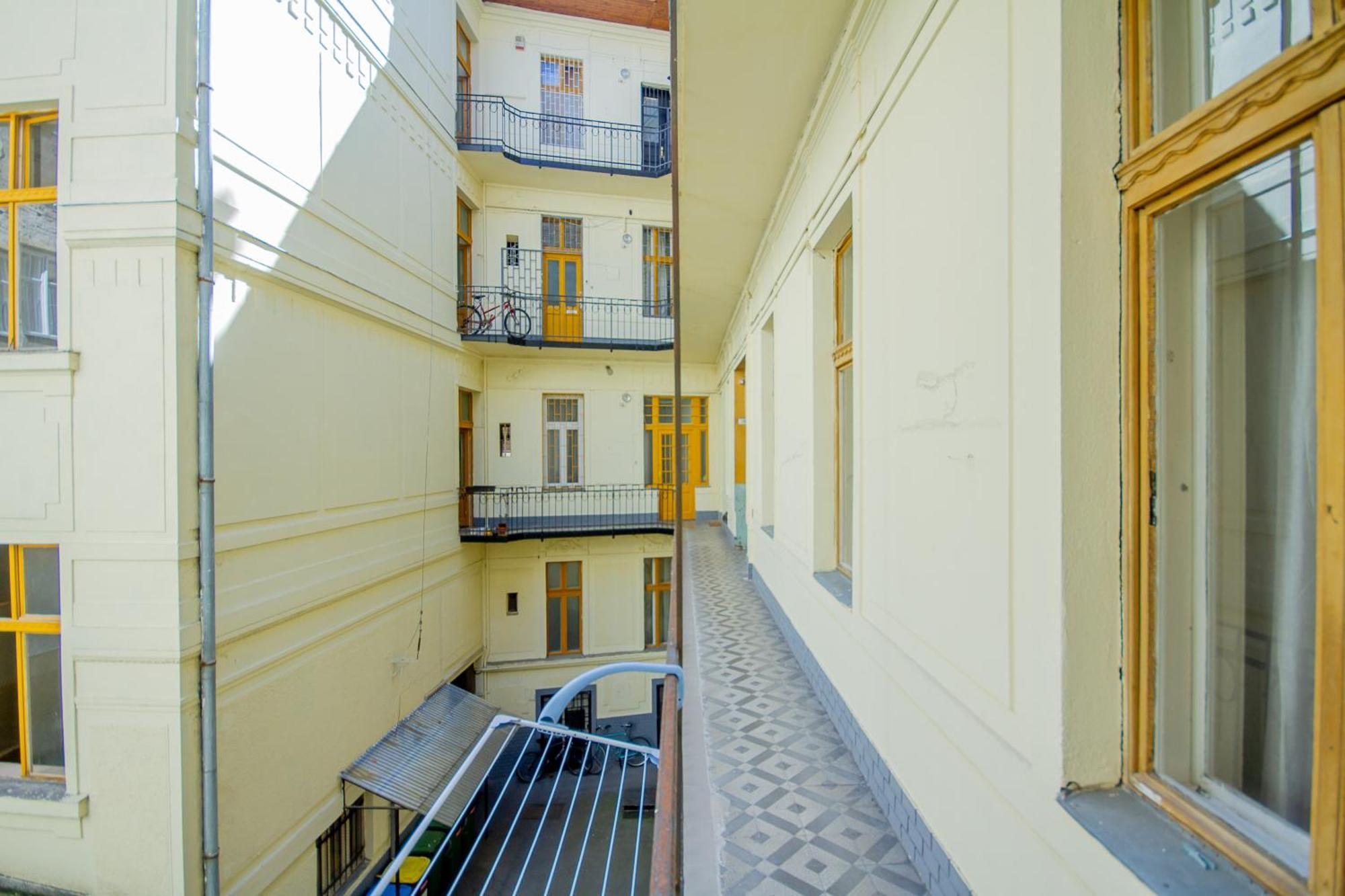 Lejlighed Kelvin's V District 2br Urban Haven By Nw Budapest