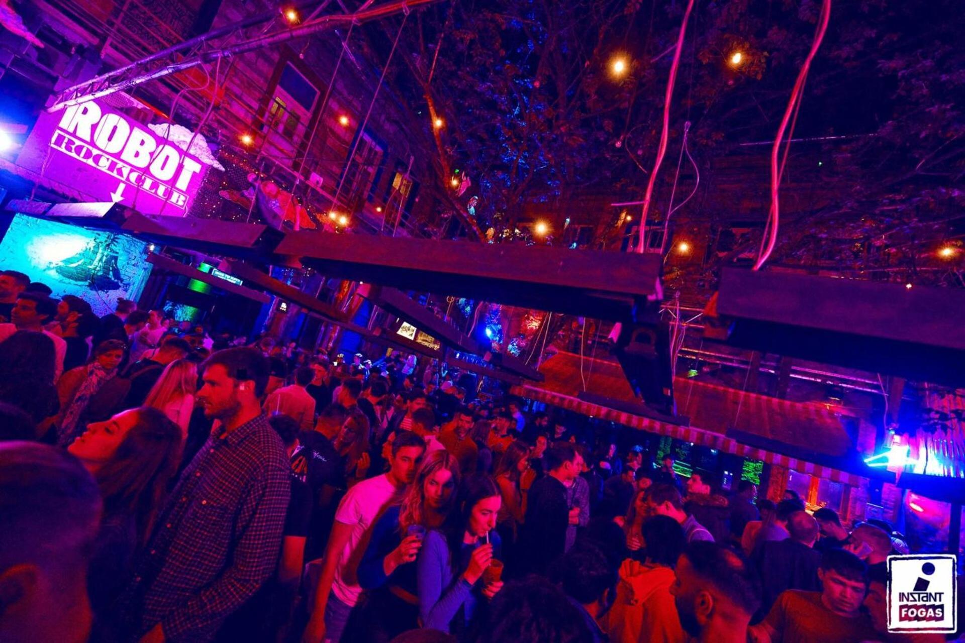 Skyline Serenity Retreat @vaci Famous Street Lejlighed Budapest