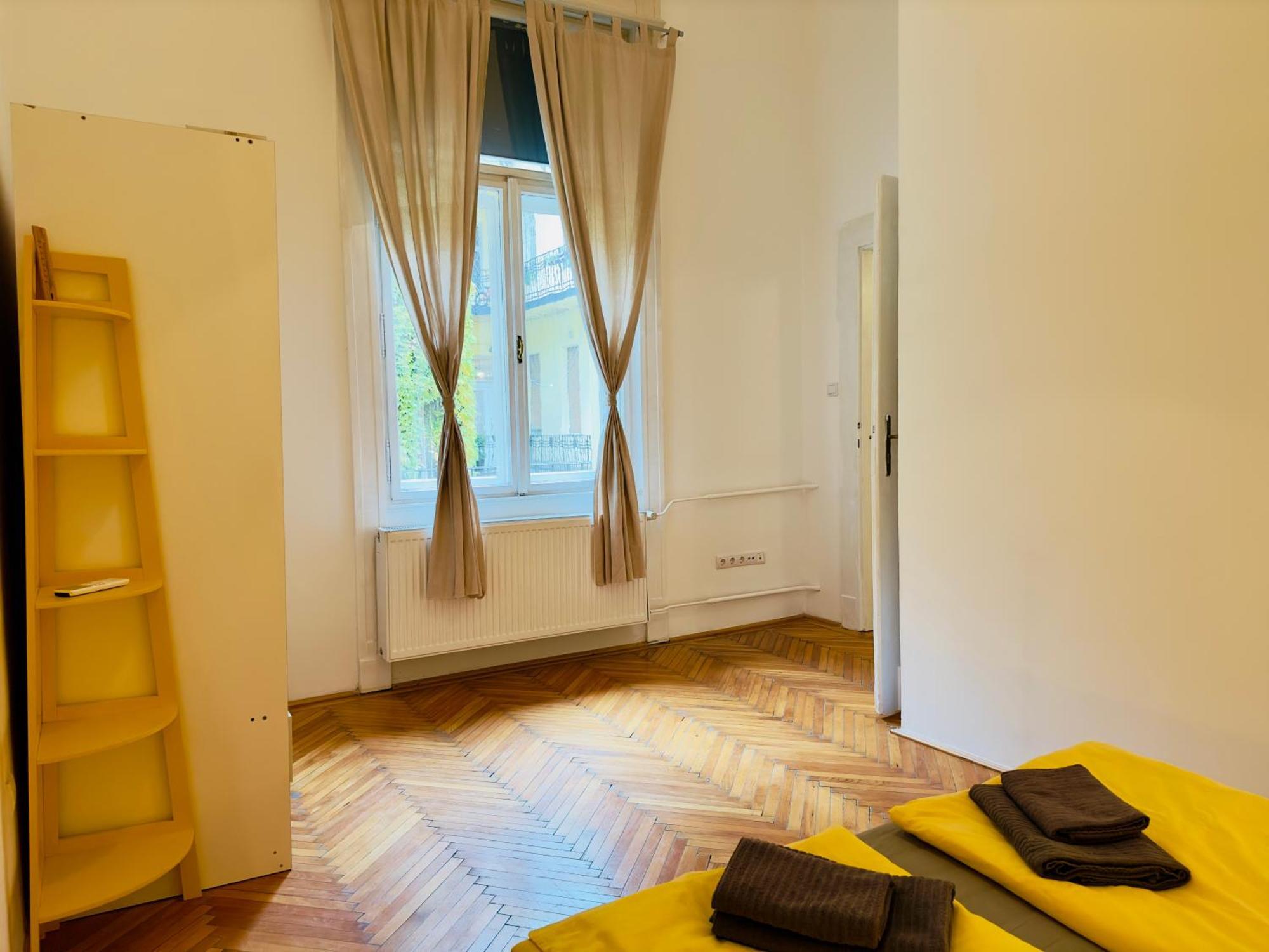 Appartamento Large Peaceful 1br In - Yellow House *