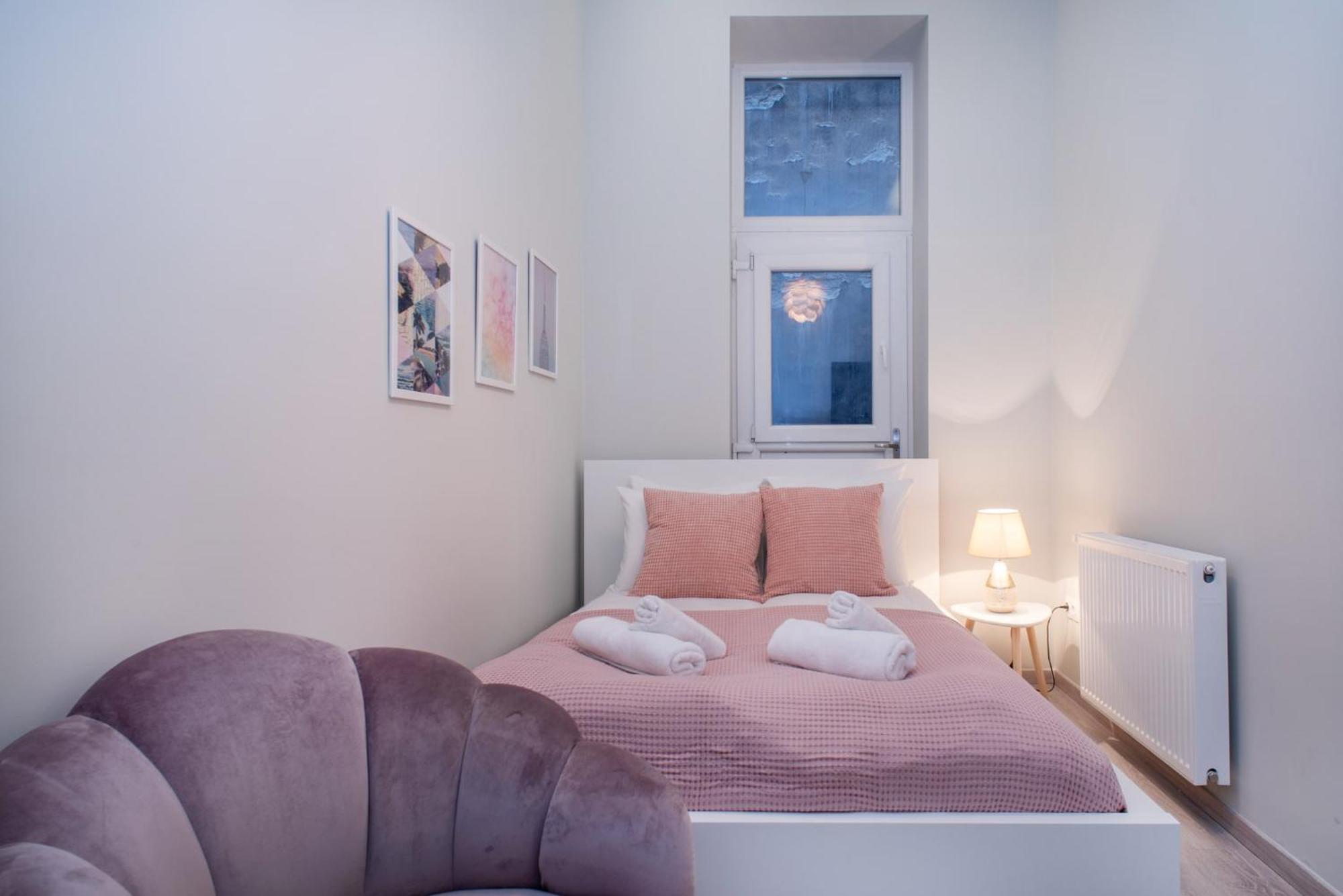 Very New And Large Ac Apartment Budapest