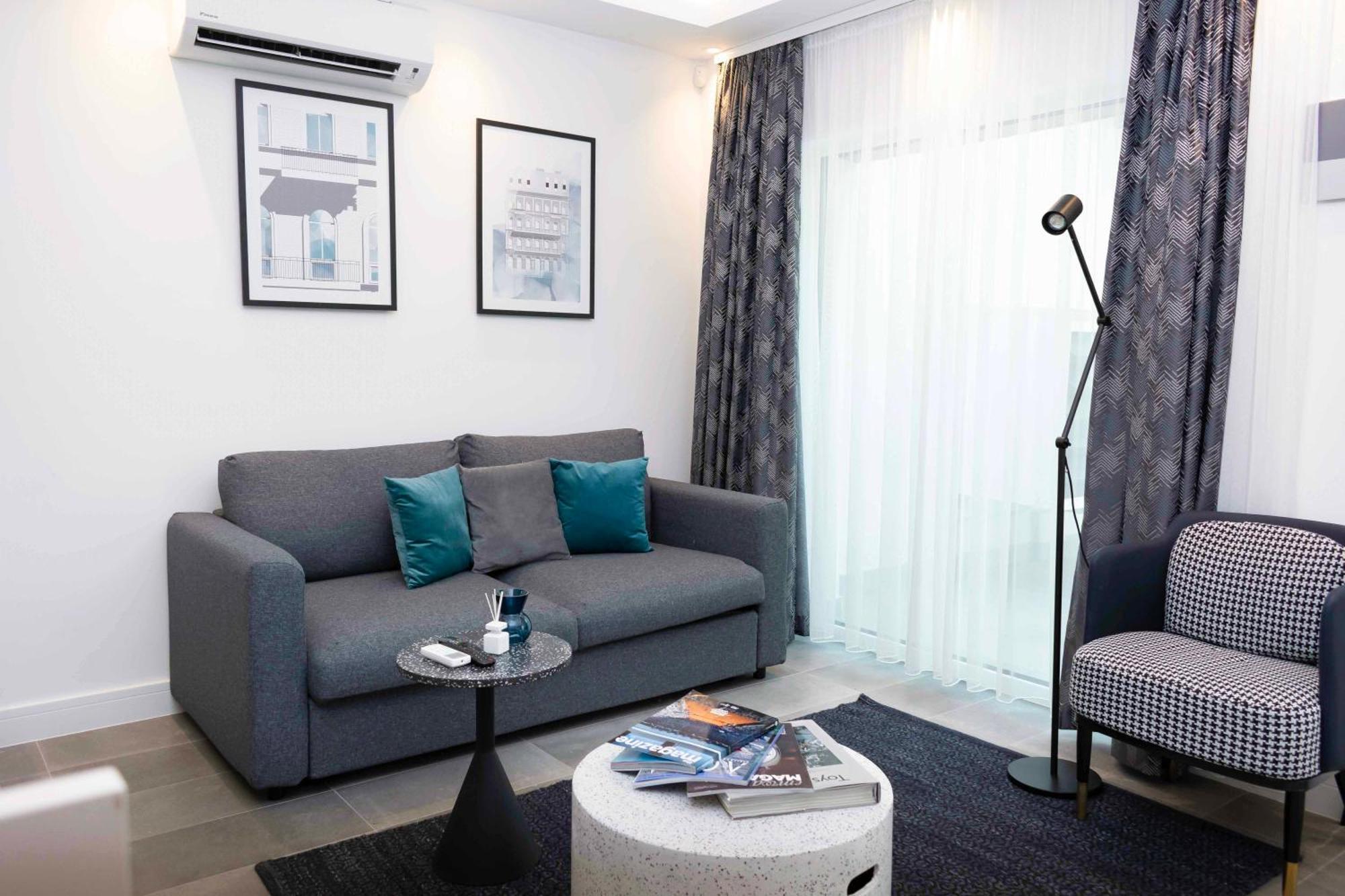 Luxury Cozy 2 Bdr Downtown Apt.6
