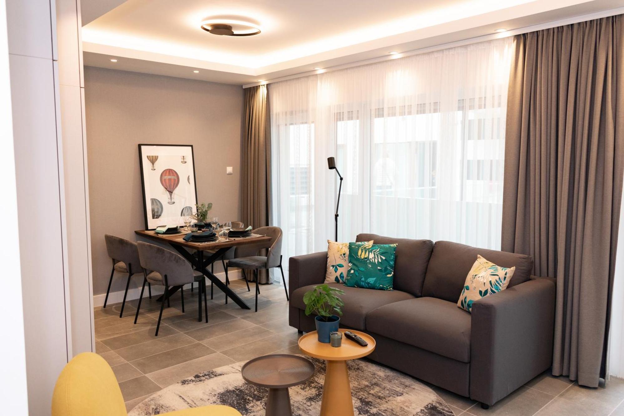 Lejlighed Luxury Cozy 2 Bdr Downtown Apt.2 *