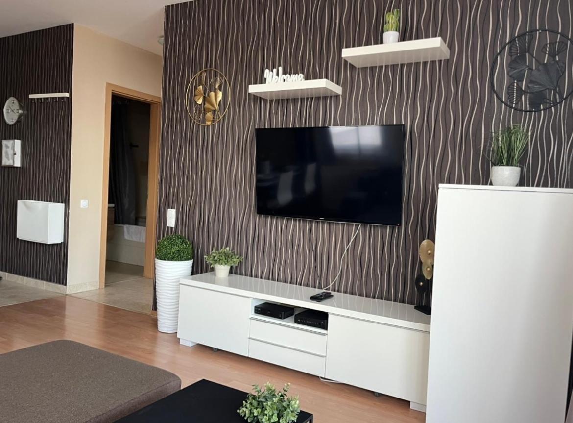 Vip Mini Resort,private Parking & Balcony