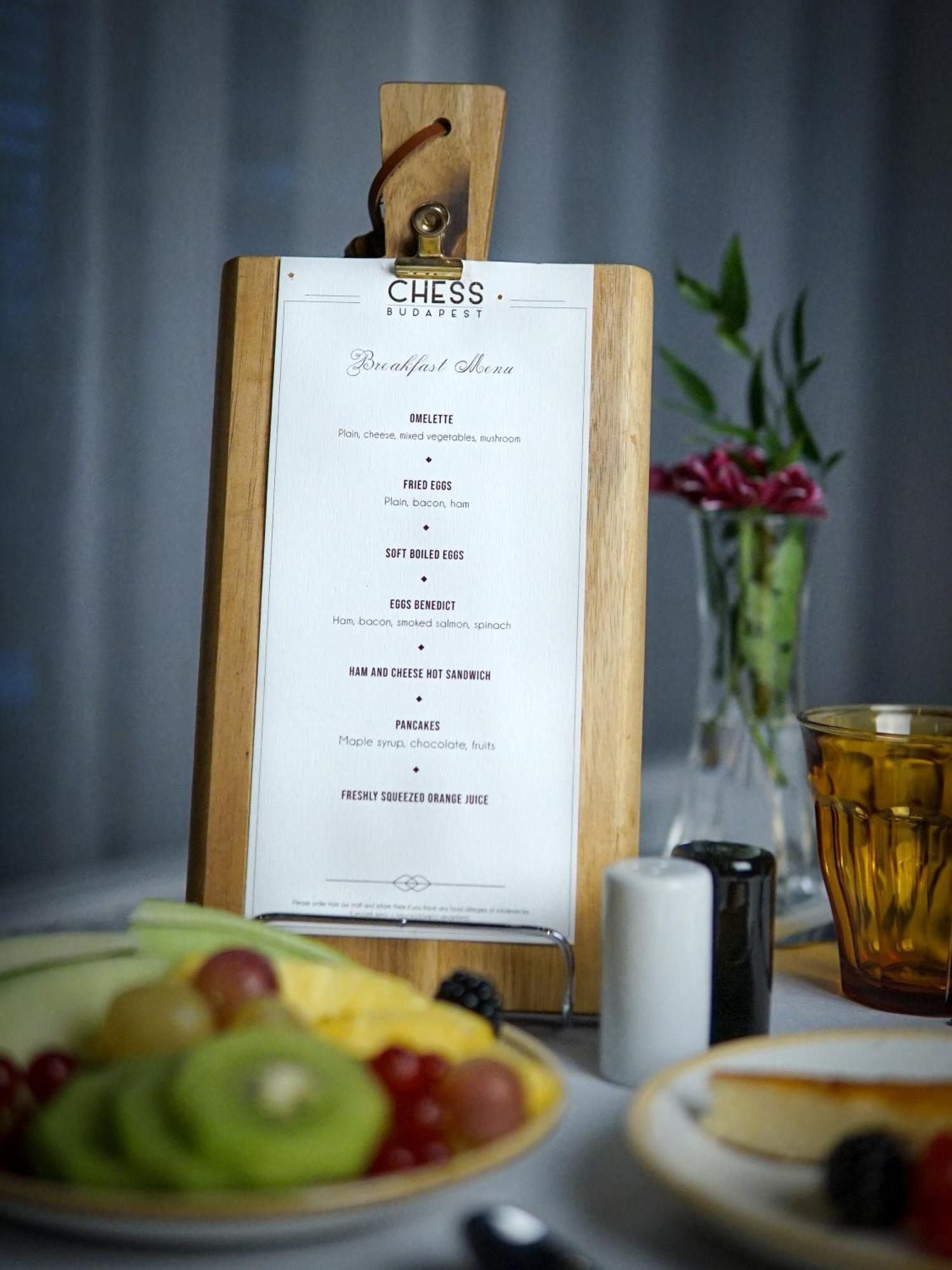Queen's Court & Hotell Budapest