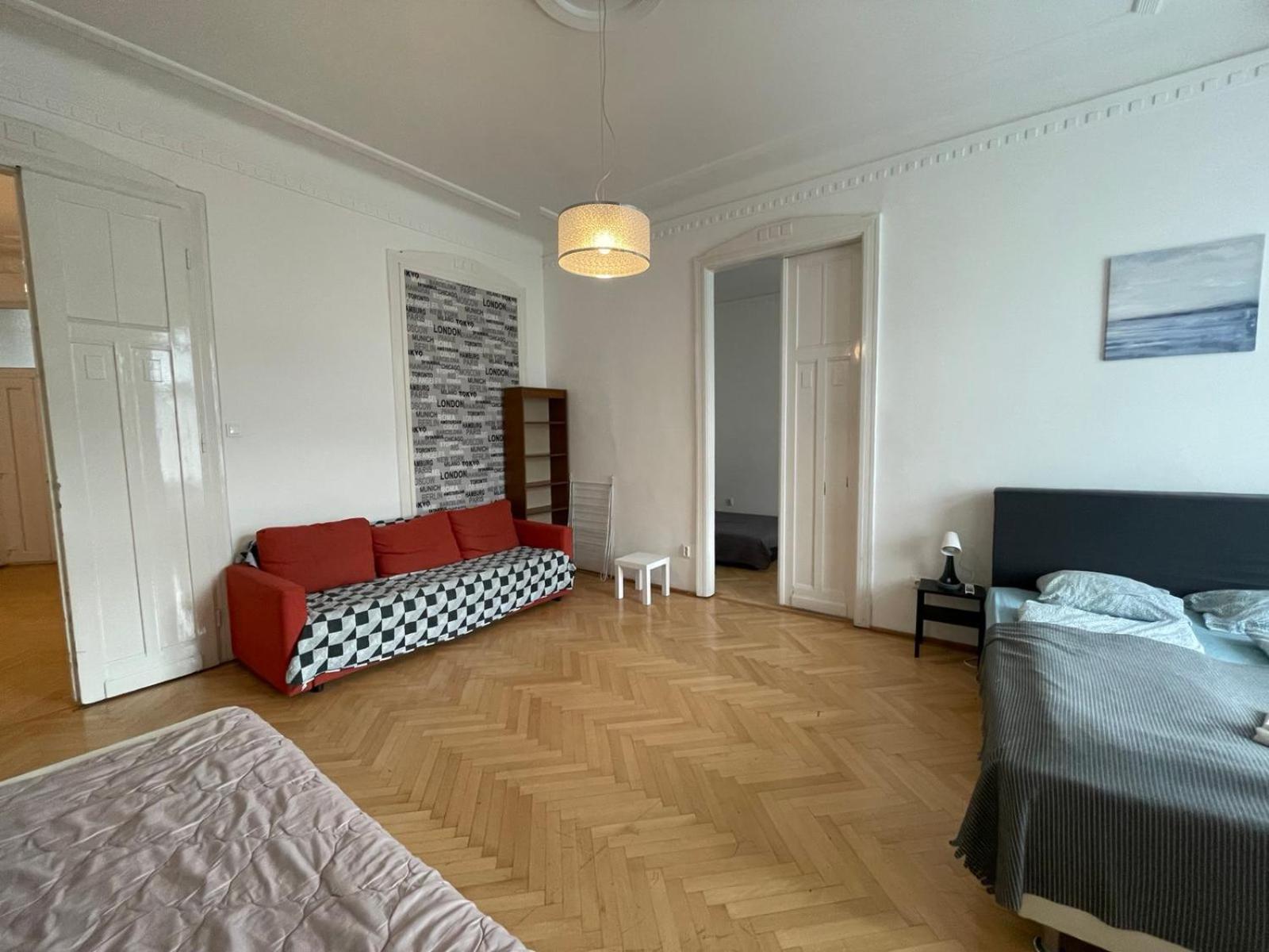 Homestay White Pearl Near Gozsdu *