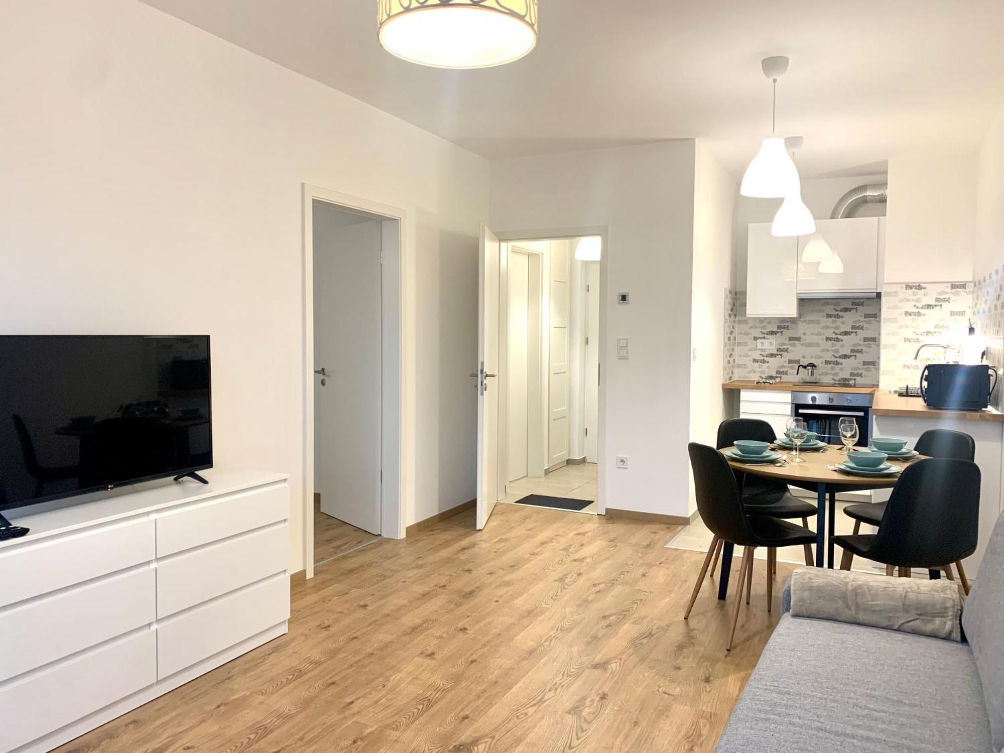 Westside - Modern & Peaceful - Free Garage! Apartamento *
