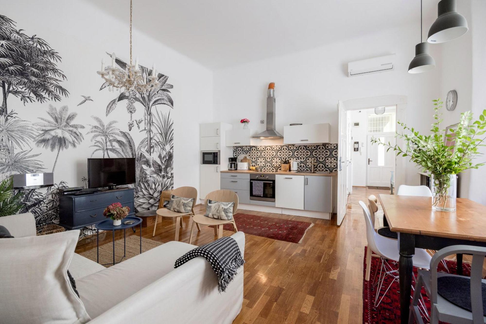 Charming And Unique With Balcony By The Great Synagogue Apartamento