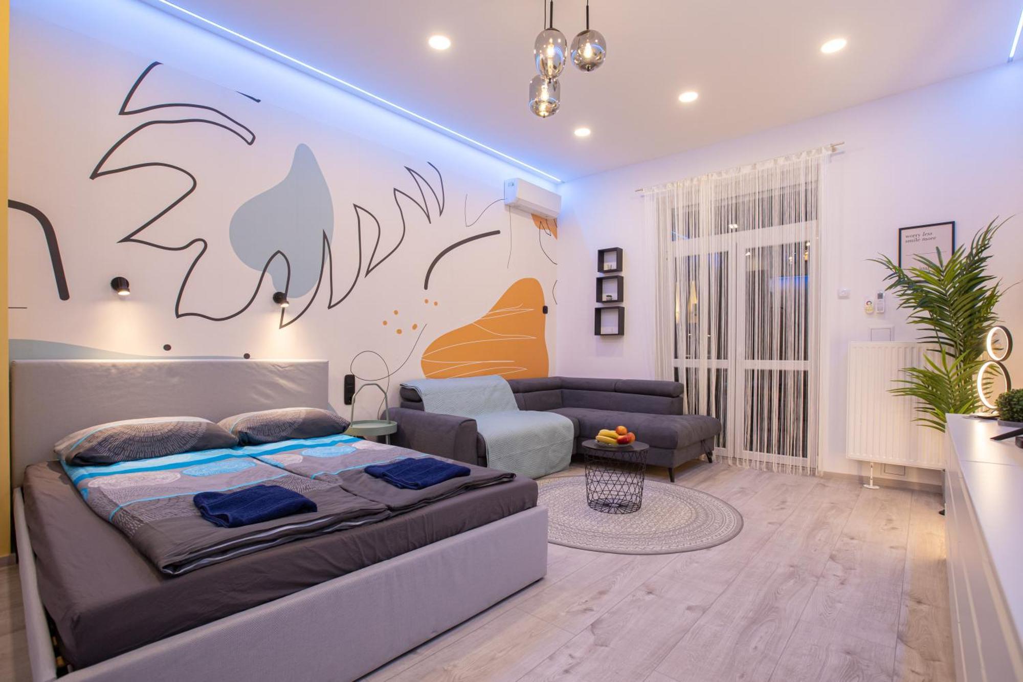 Centre Point Apartment