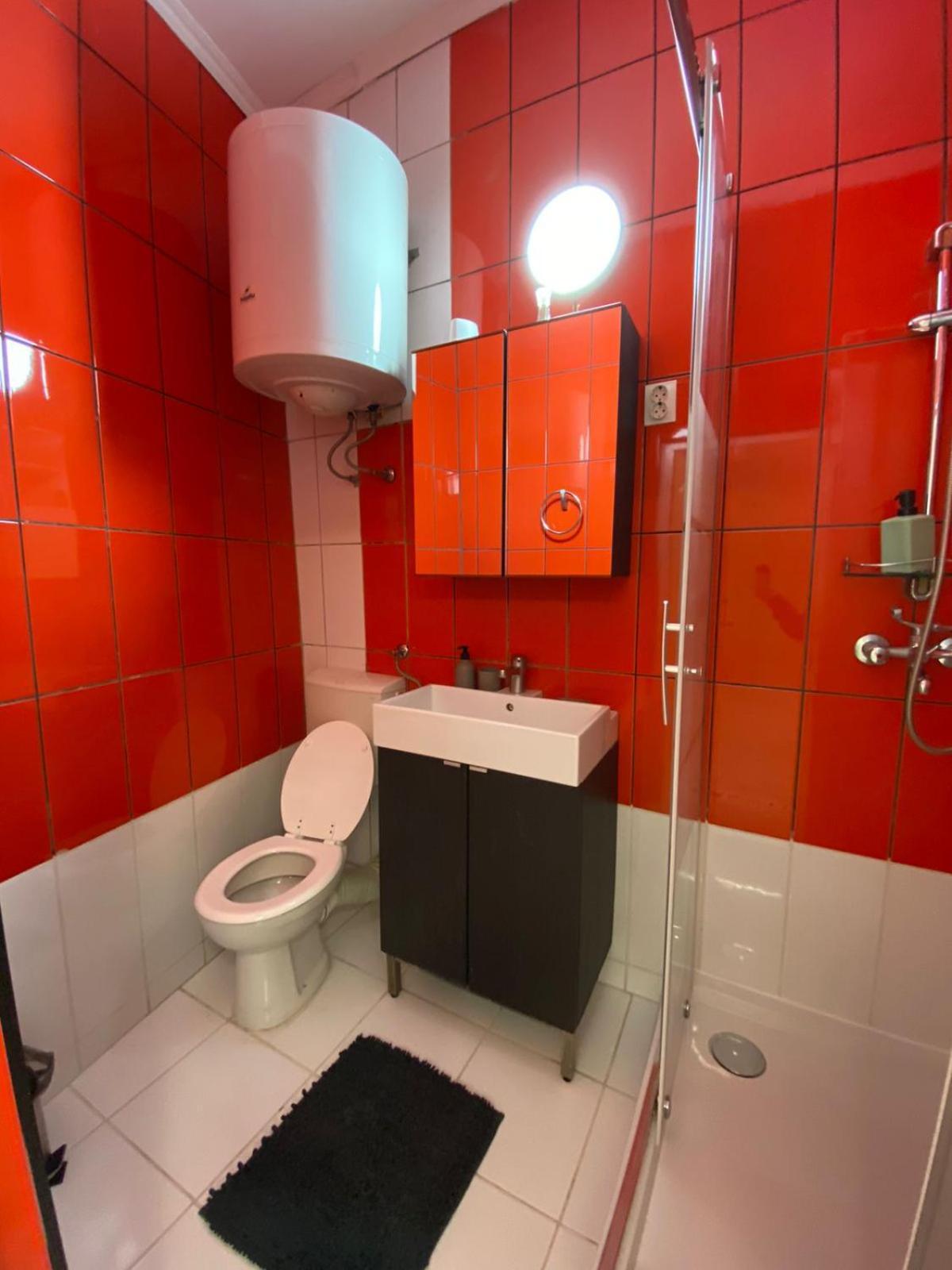 Yes, Yes! Lovely Good Amenities Center Apartamento *