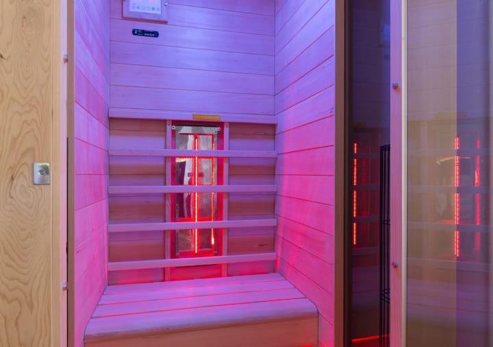 Historic Penthouse With Sauna & Jacuzzi @downtown *