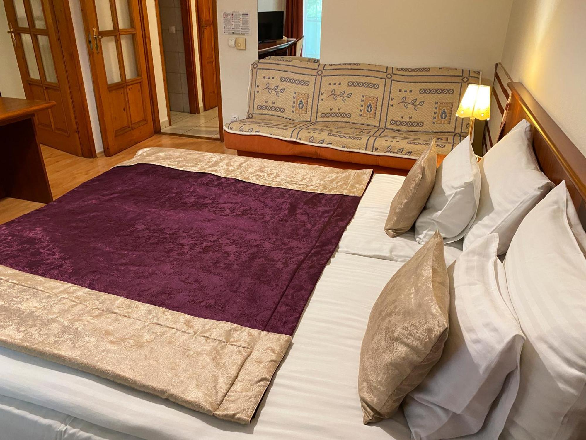 Gold Hotell 4*