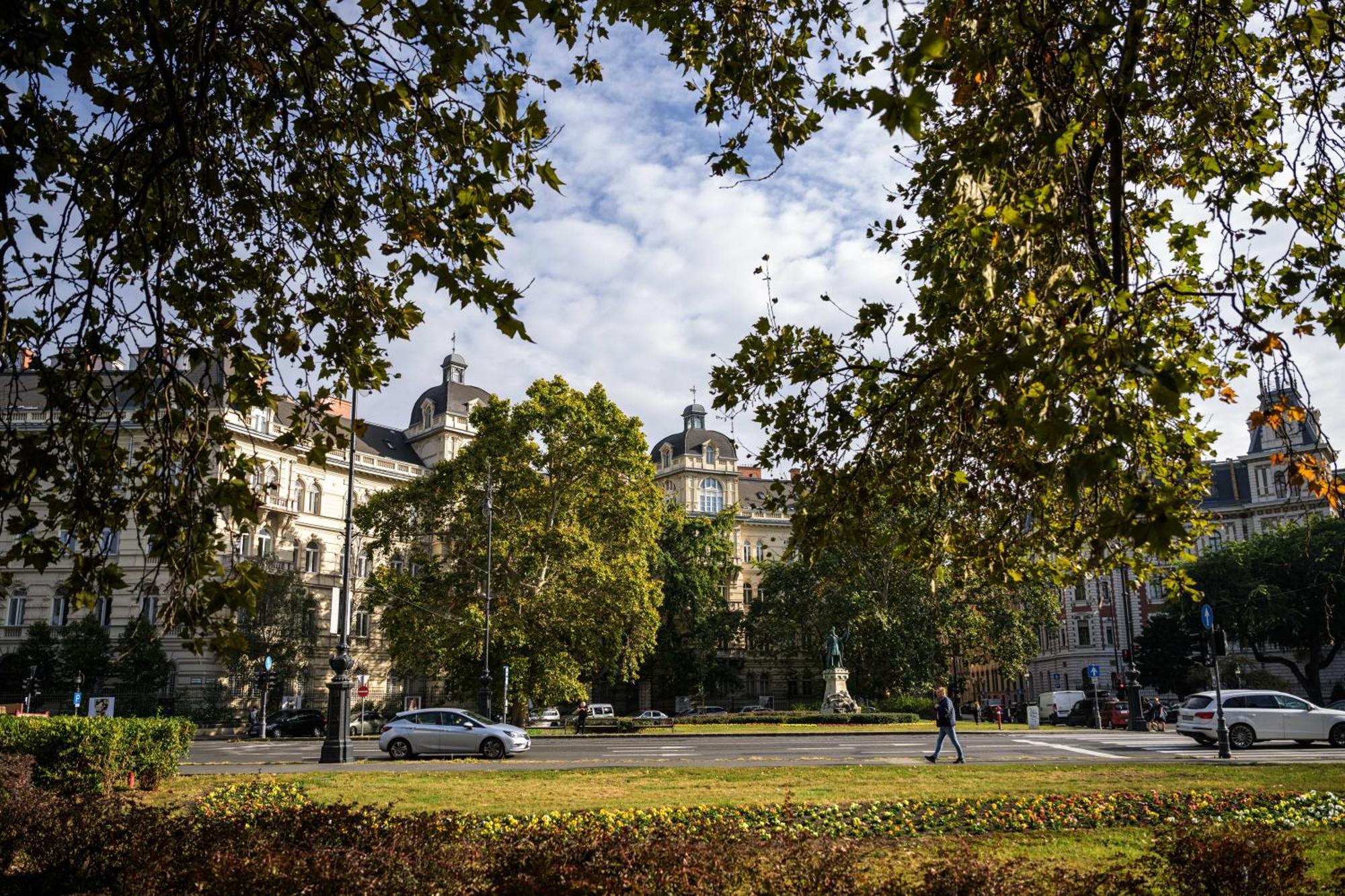 Seasons Andrassy Apartment Budapest