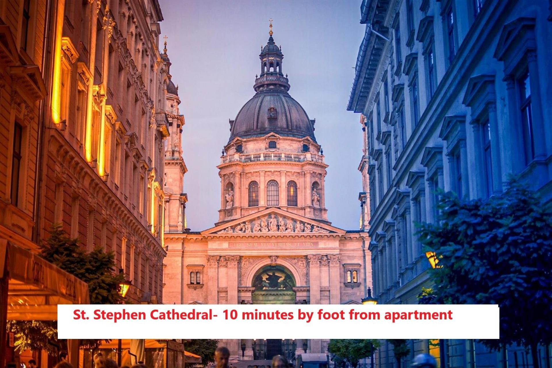 Szabadsag Ter Budapest