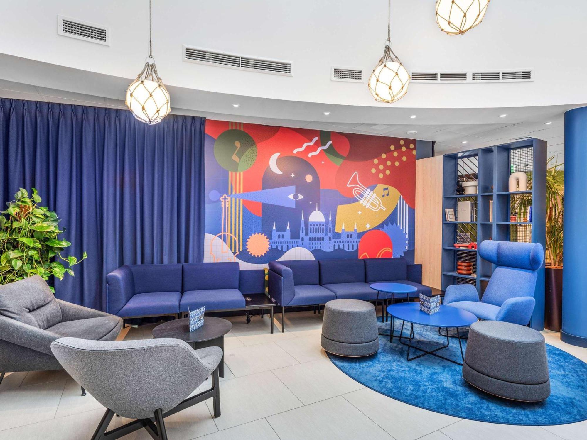 Ibis Centrum Hotel 3*