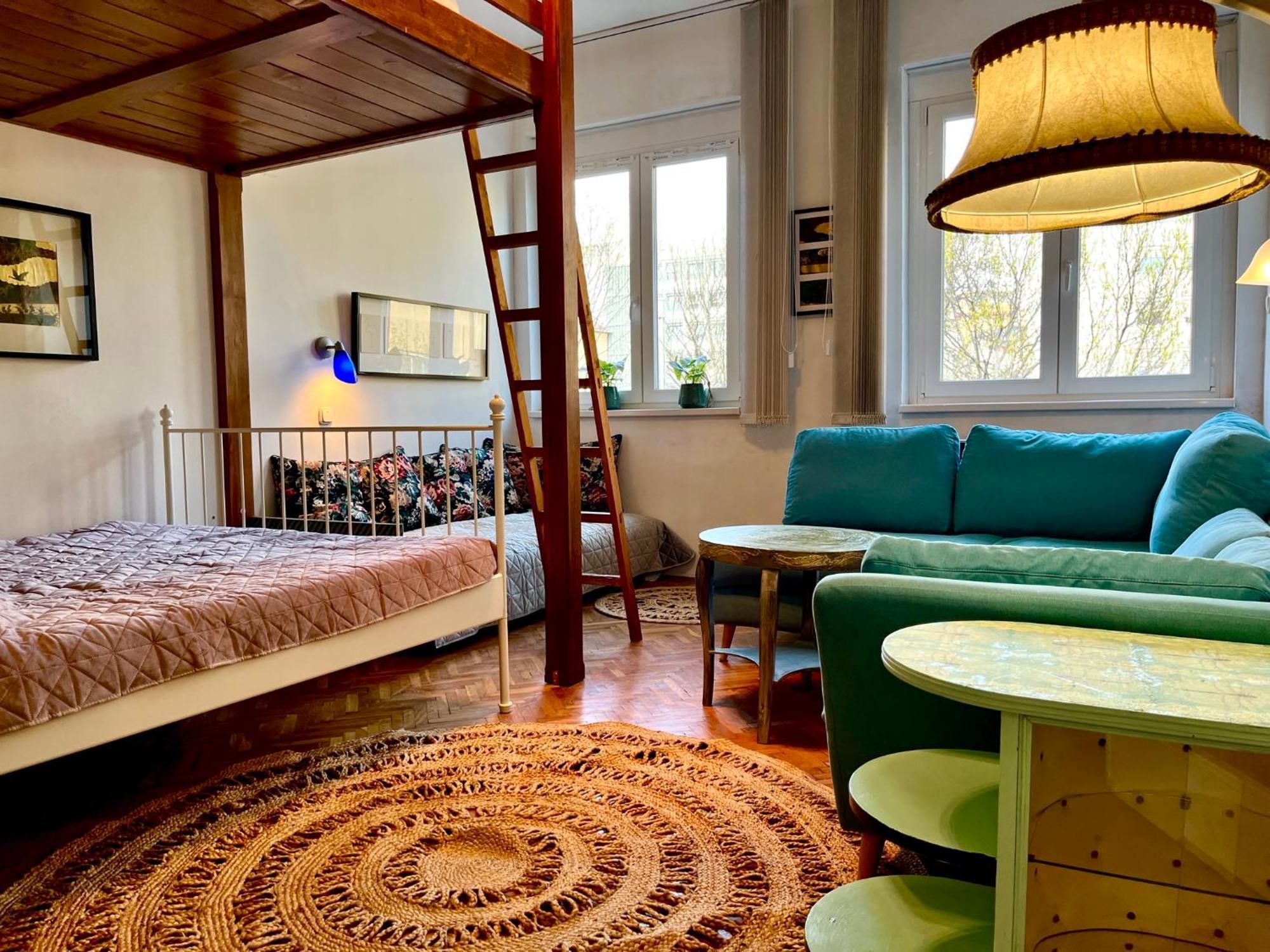 Cosy Art Flat 2 Apartment *