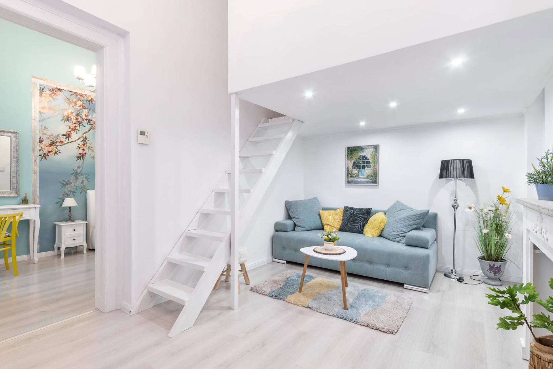 Green Apartment